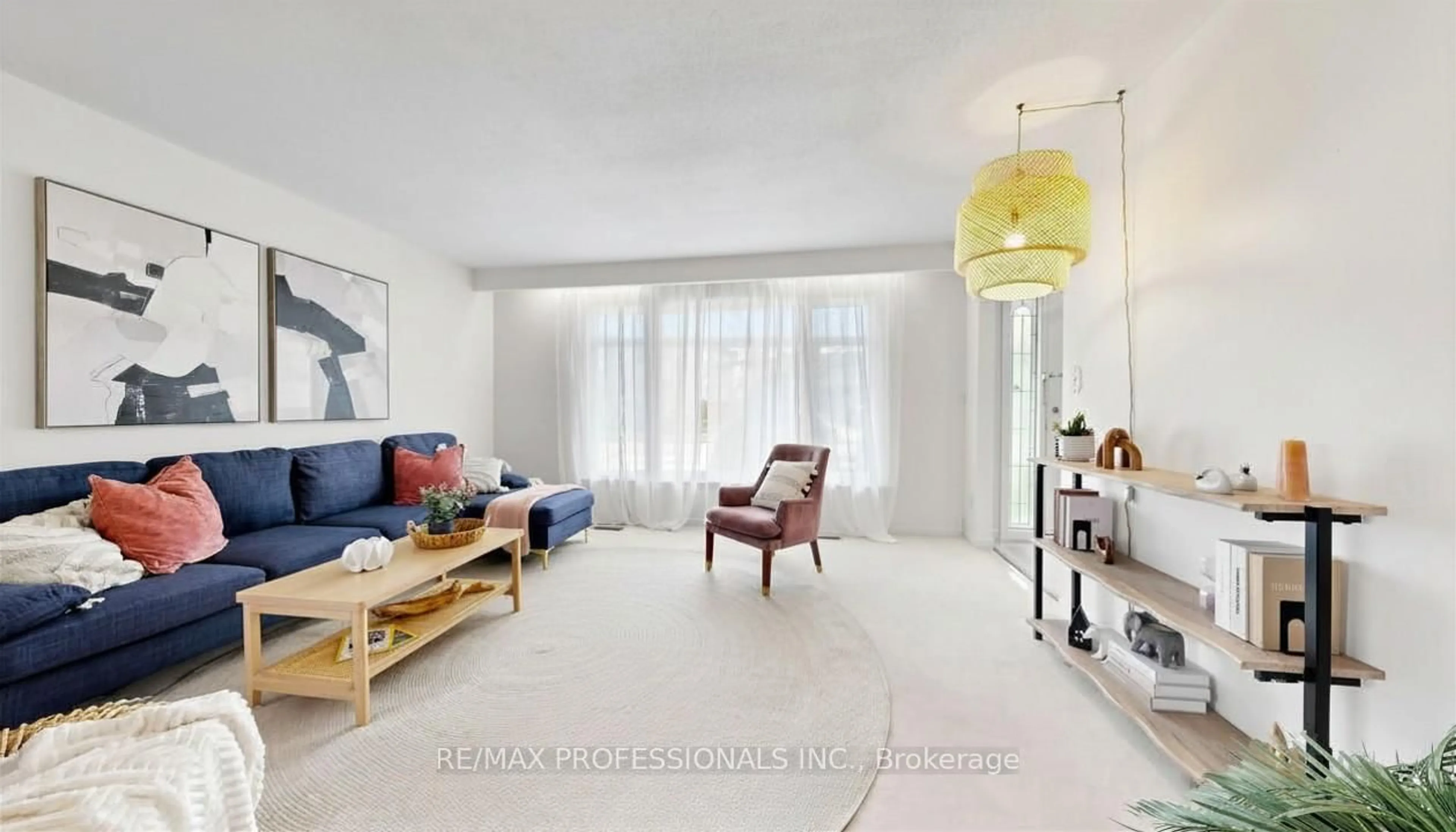Living room with furniture, unknown for 117 Mercury Rd, Toronto Ontario M9W 3H7