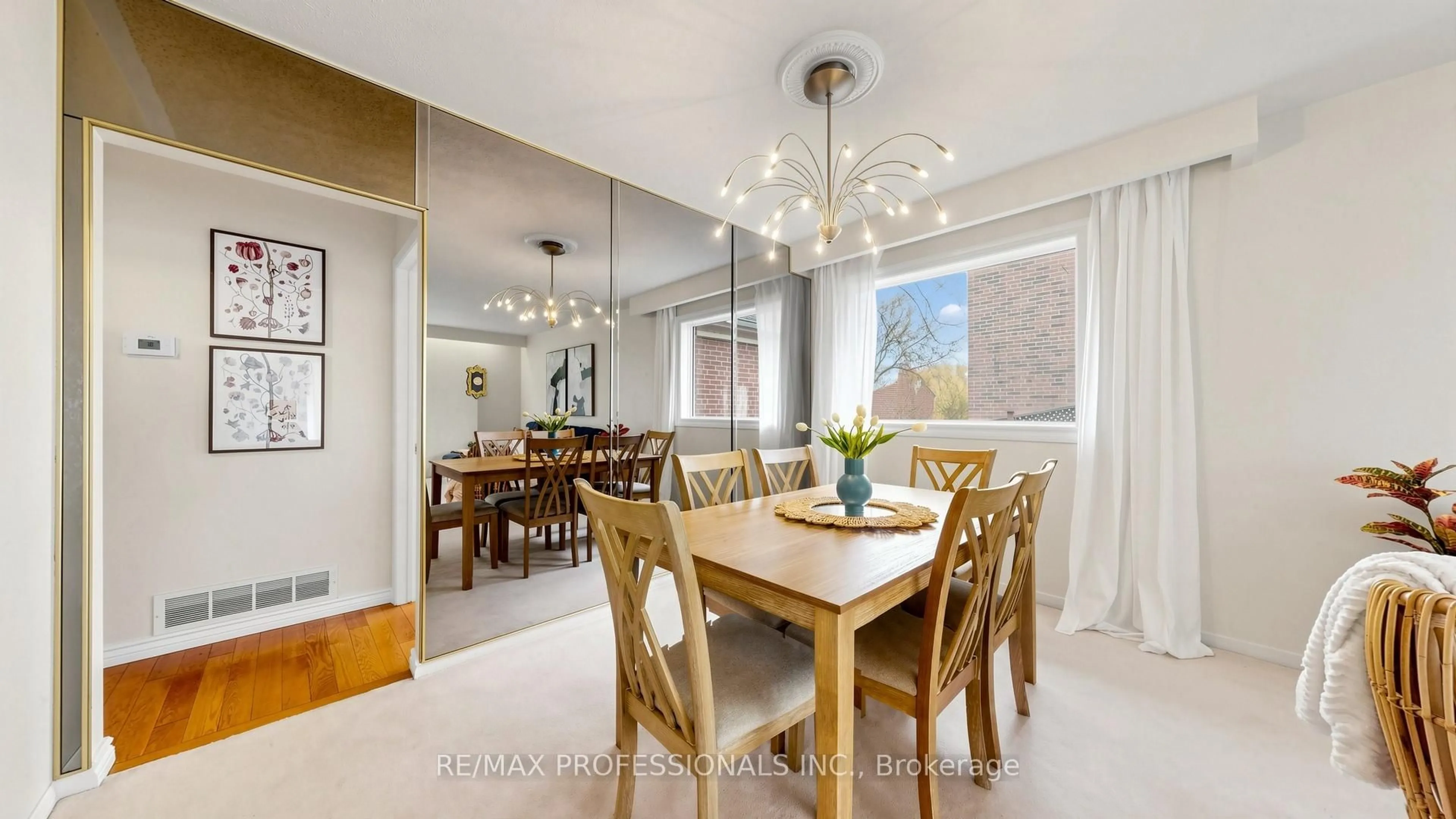 Dining room, unknown for 117 Mercury Rd, Toronto Ontario M9W 3H7