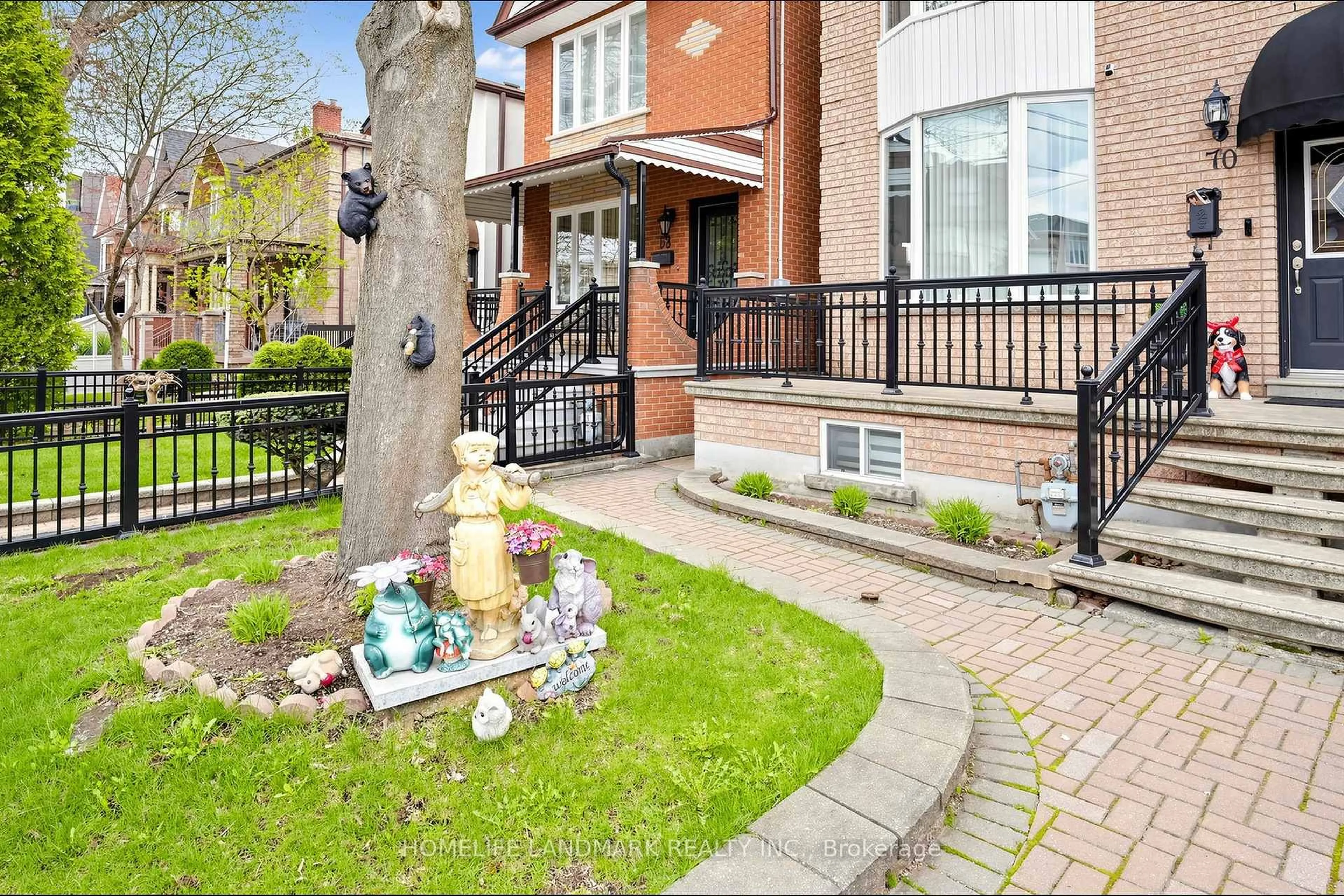 Unknown for 70 Bartlett Ave, Toronto Ontario M6H 3E6