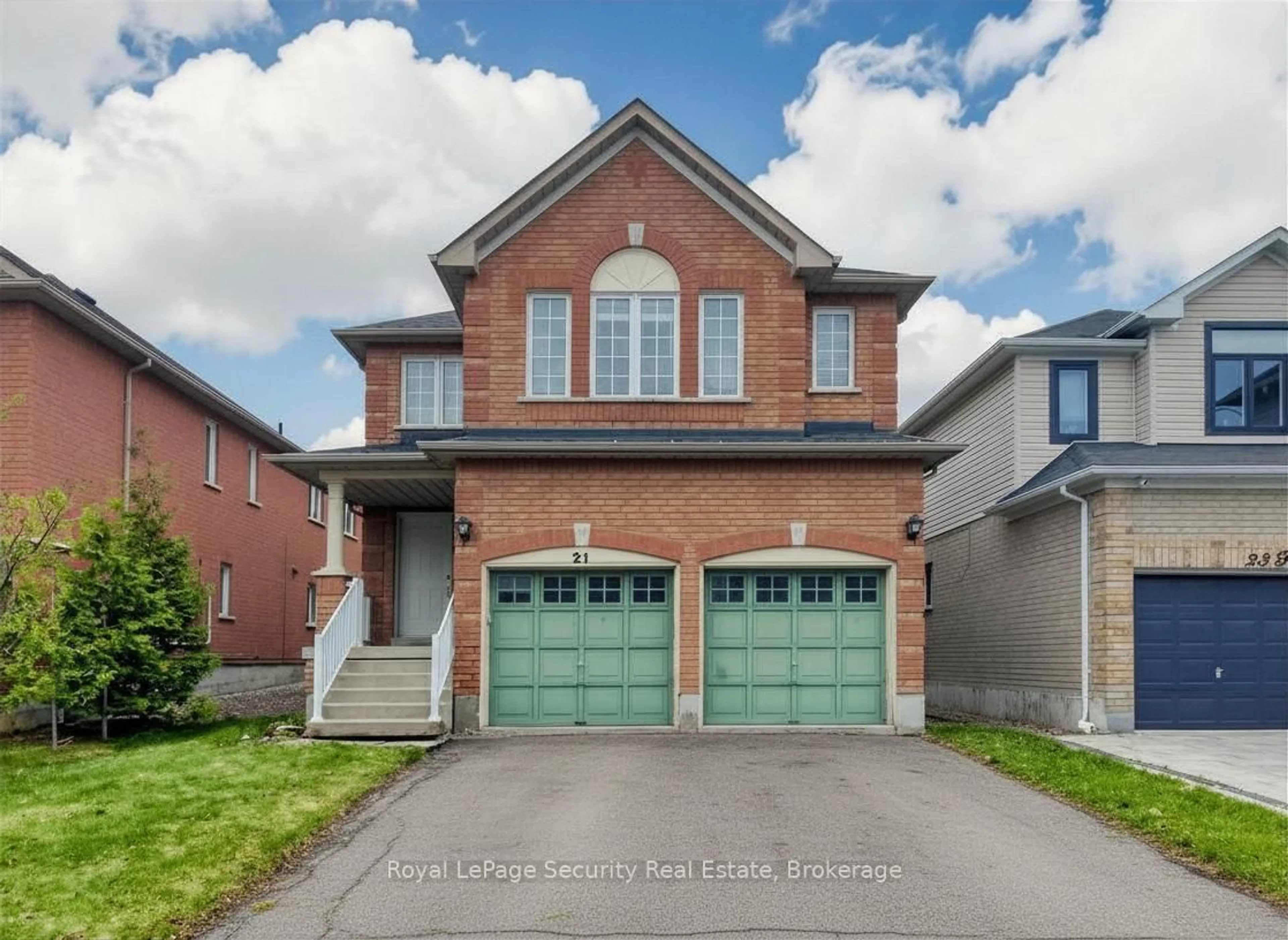 Home with brick exterior material, street for 21 Fallstar Cres, Brampton Ontario L7A 2J5