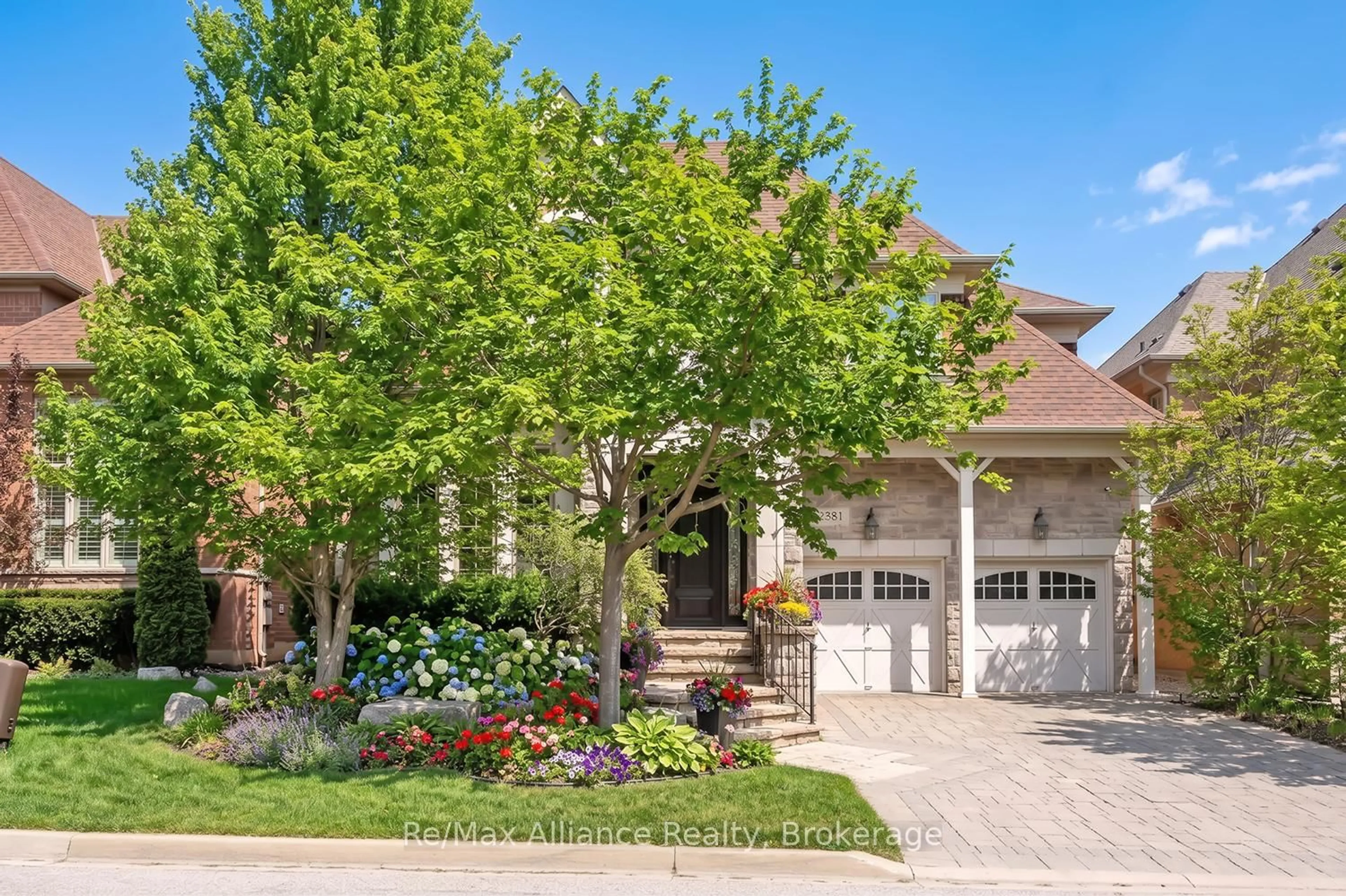 Home with brick exterior material, street for 2381 Gamble Rd, Oakville Ontario L6H 7V6