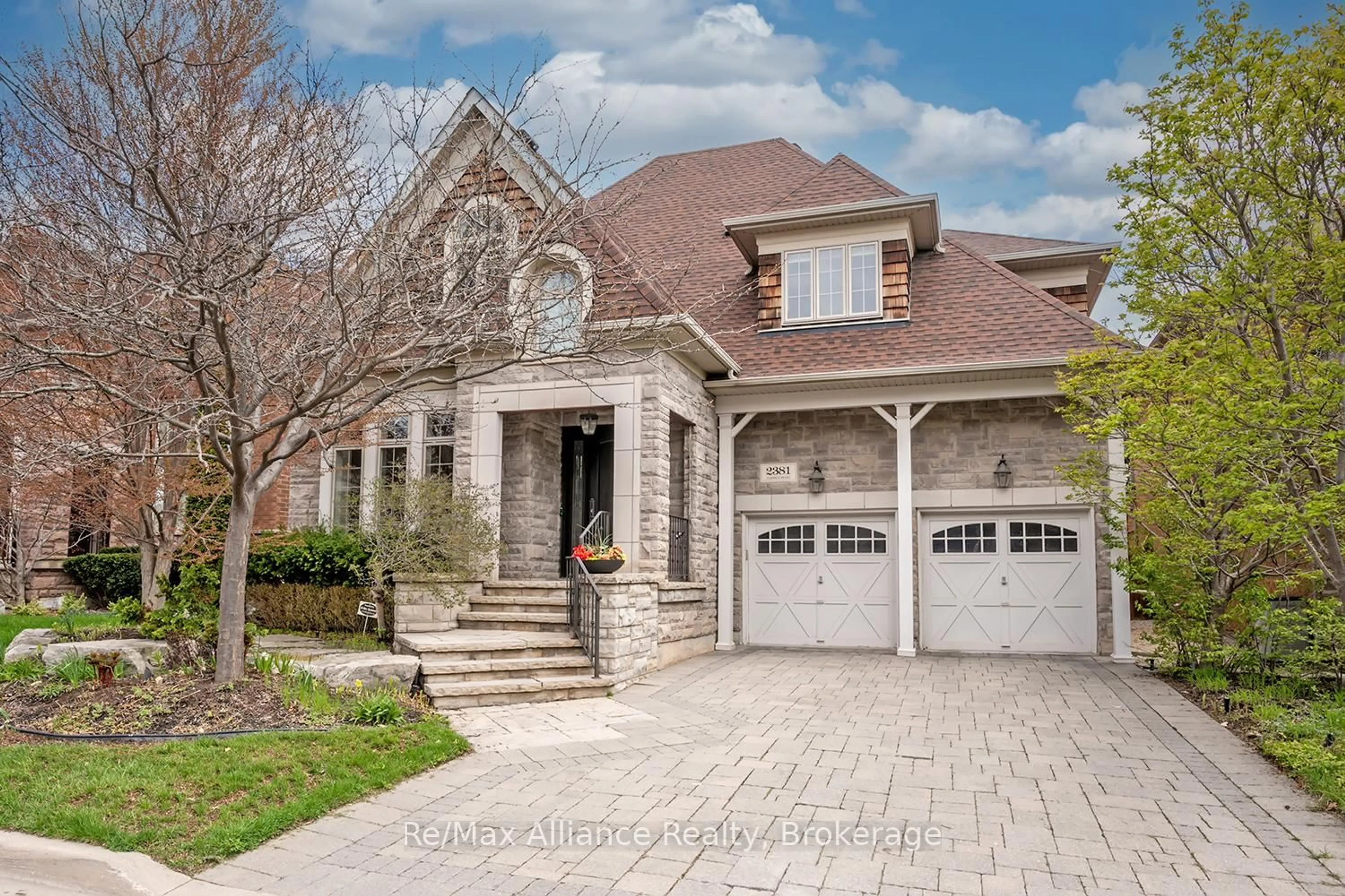 Home with brick exterior material, street for 2381 Gamble Rd, Oakville Ontario L6H 7V6