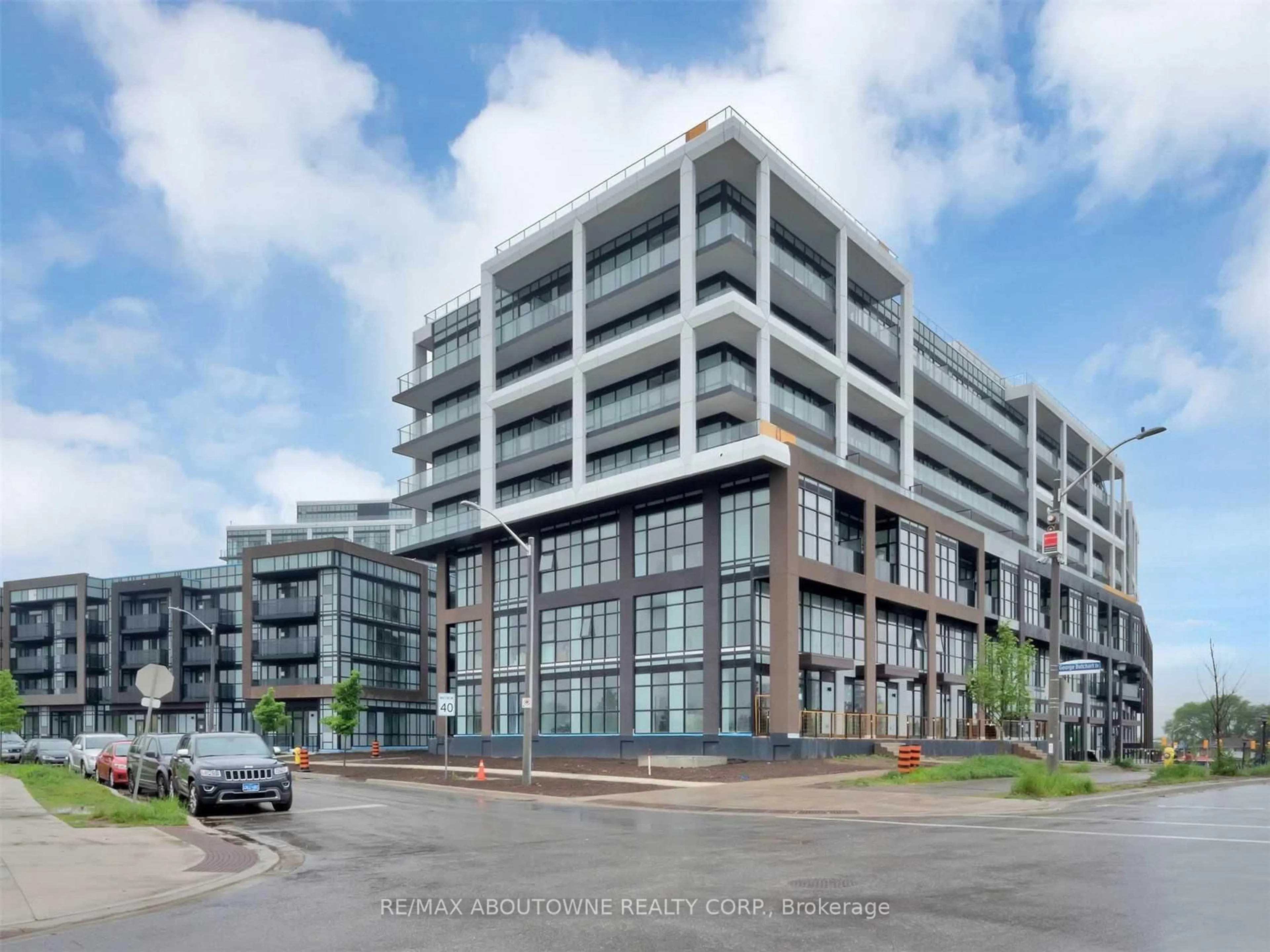 Unknown for 50 George Butchart Dr #814, Toronto Ontario M3K 0C9
