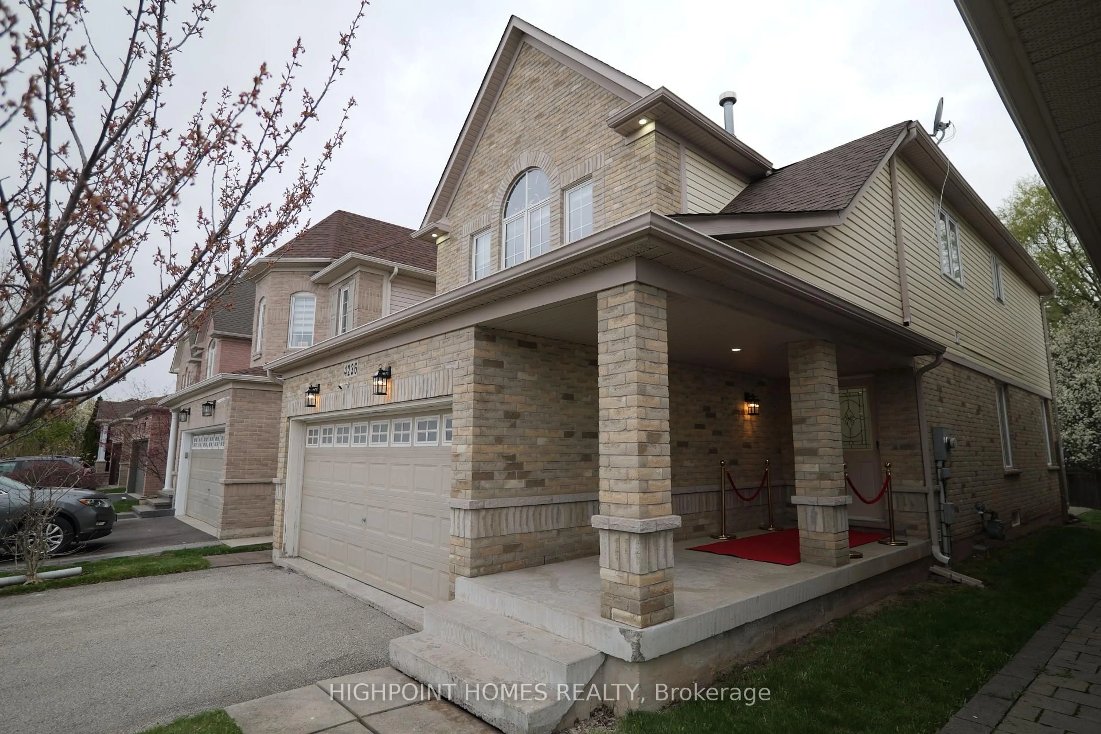 Home with brick exterior material, street for 4236 Saunders Cres, Burlington Ontario L7M 0B1