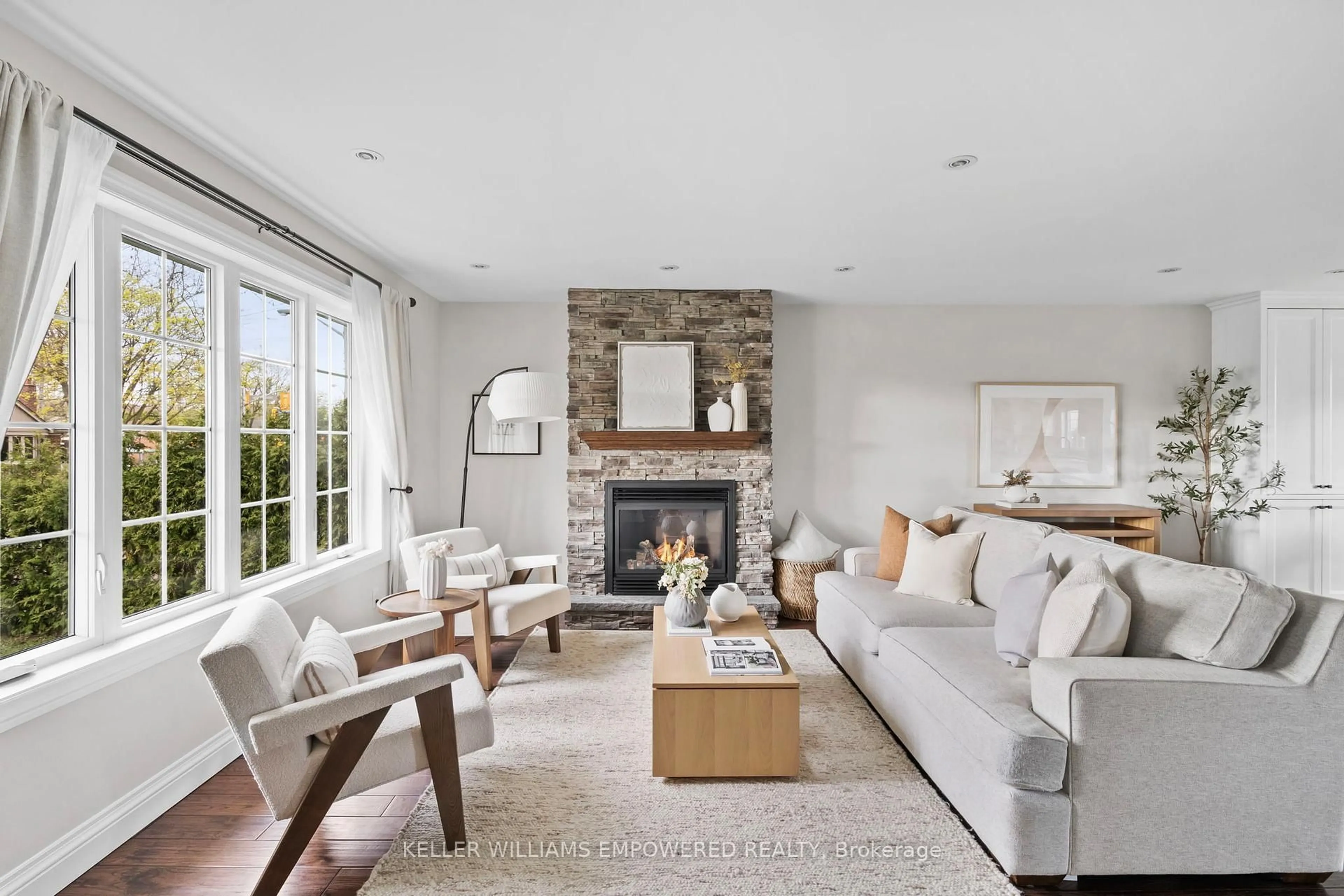 Living room with furniture, unknown for 10 Athol Ave, Toronto Ontario M8Z 2A4