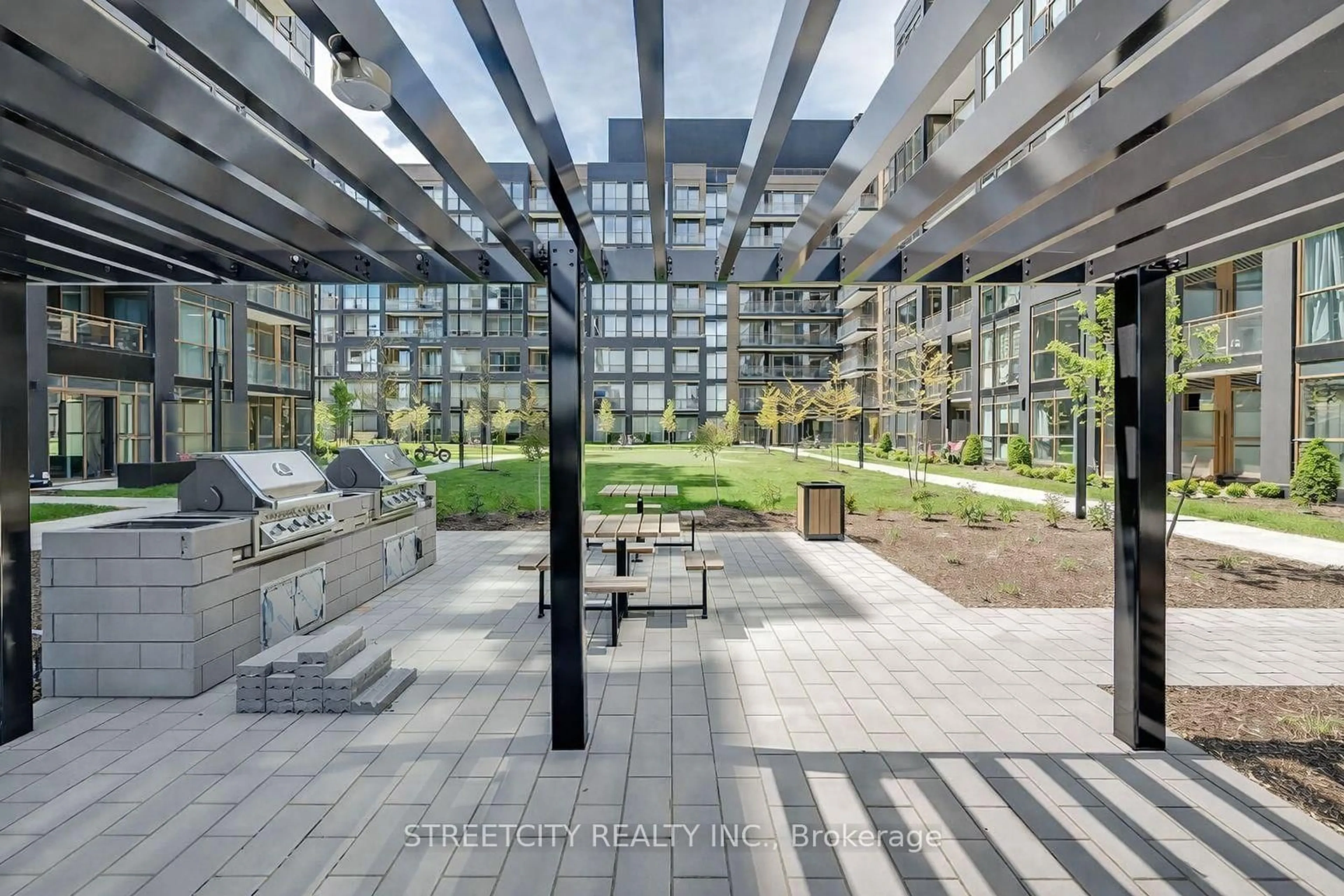 Patio, street for 2343 Khalsa Gate #834, Oakville Ontario L6M 5R6