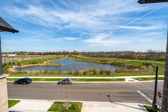 1399 Shevchenko Blvd, Oakville 3