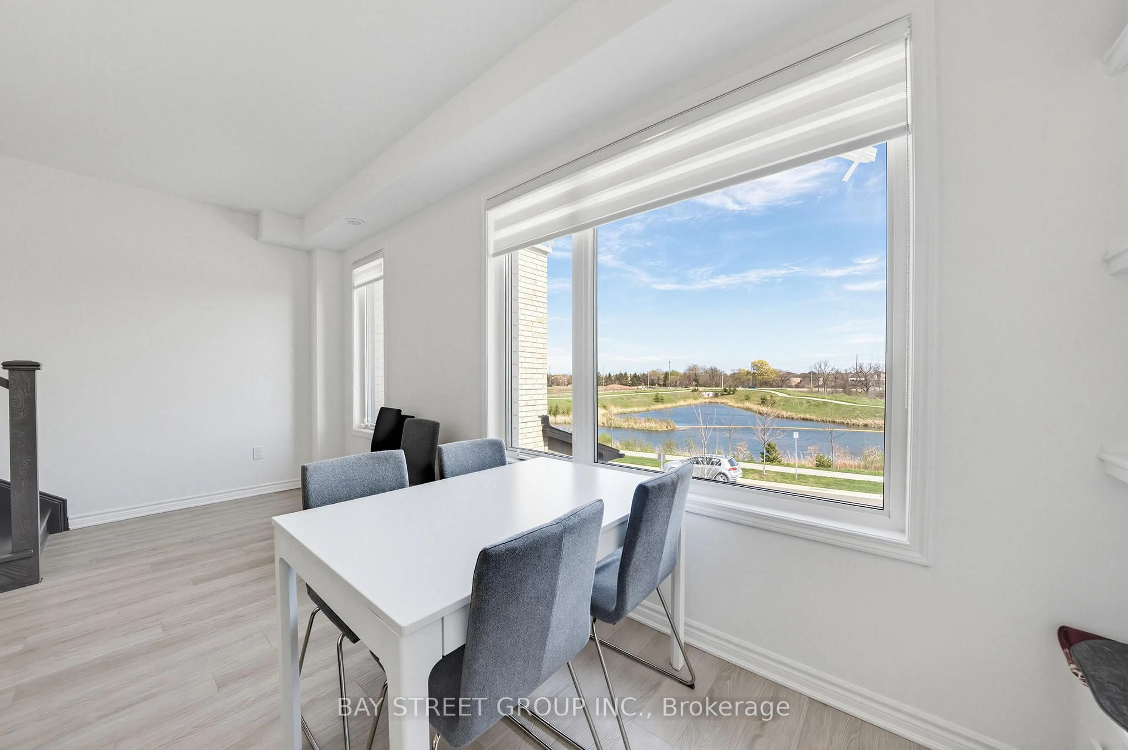 A pic of a room for 1399 Shevchenko Blvd, Oakville Ontario L6M 5P3