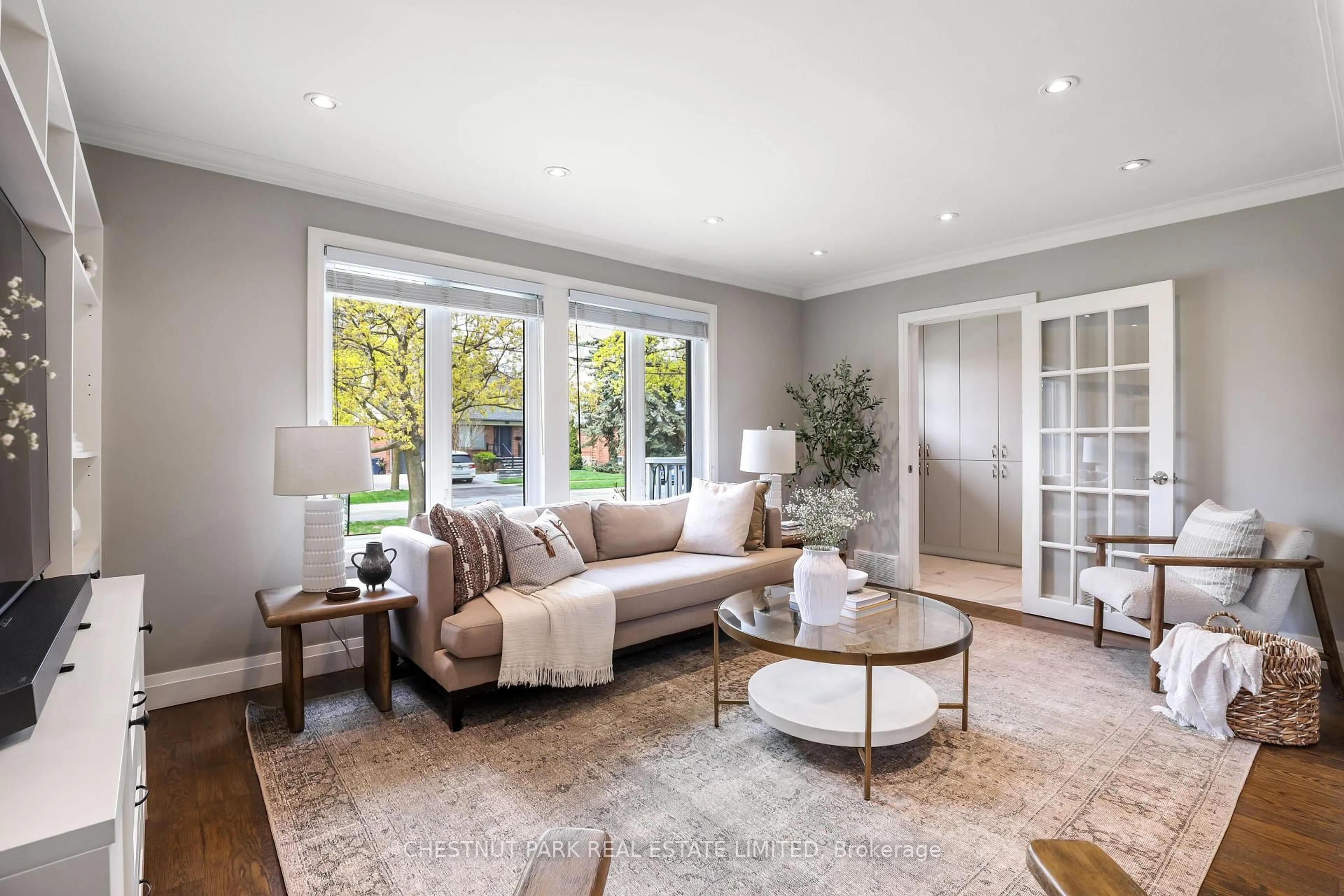 Living room with furniture, unknown for 27 Cedarcrest Dr, Toronto Ontario M9A 2V4