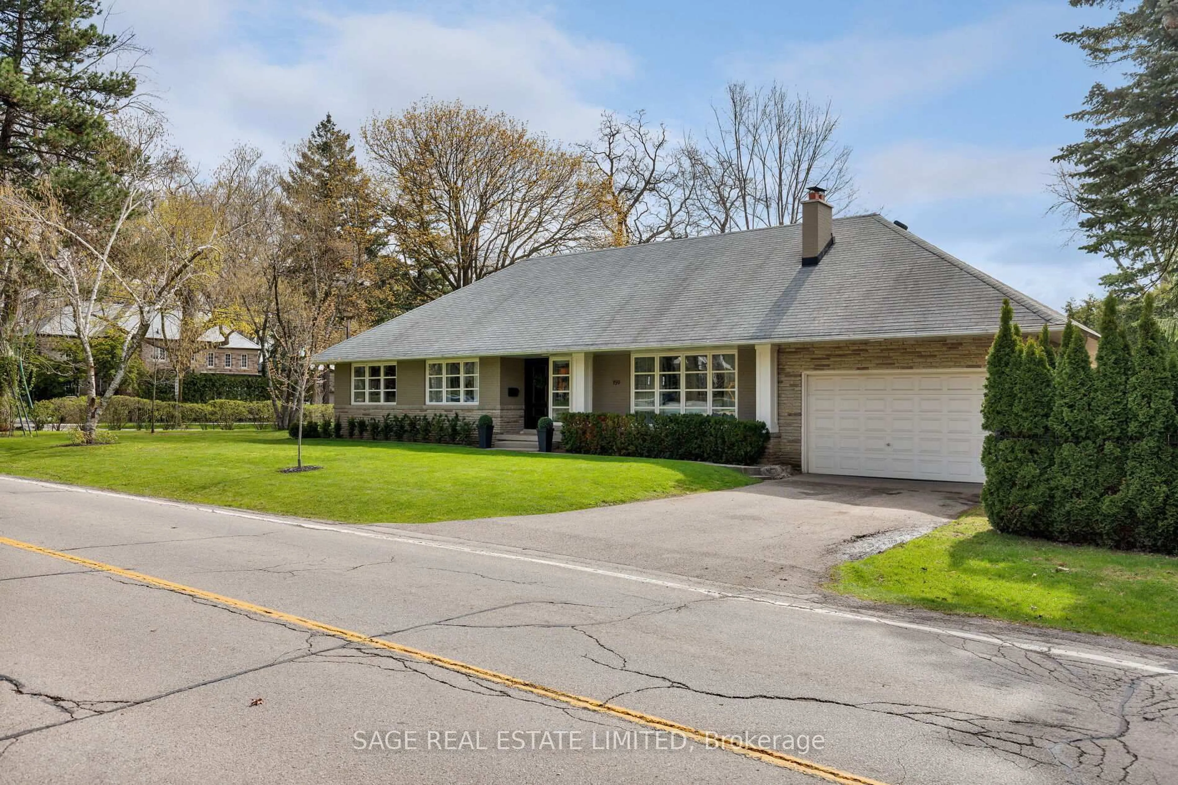 A pic from outside/outdoor area/front of a property/back of a property/a pic from drone, street for 159 Wimbleton Rd, Toronto Ontario M9A 3S8