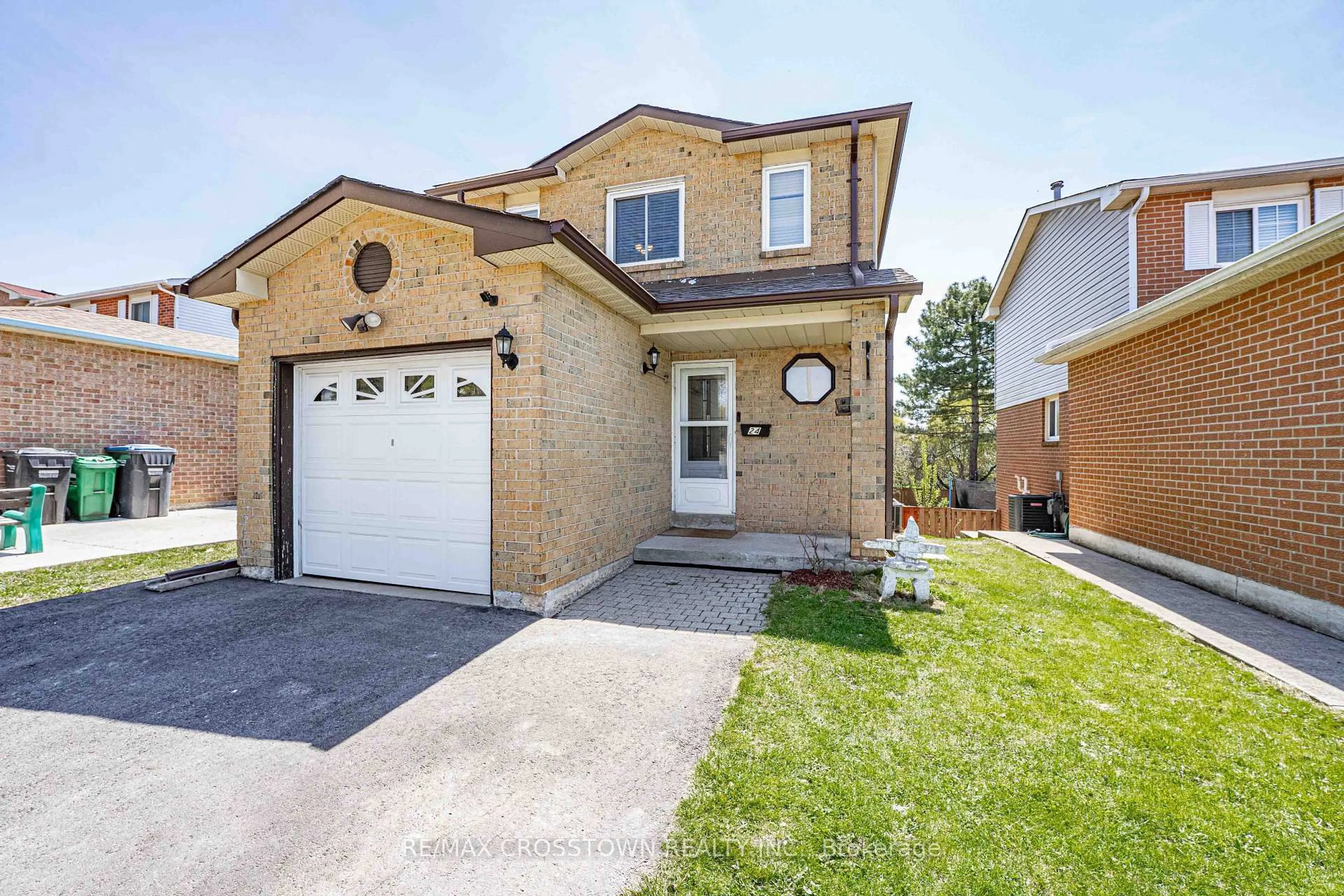 Home with brick exterior material, street for 24 CASSANDER Cres, Brampton Ontario L6Z 1Z2