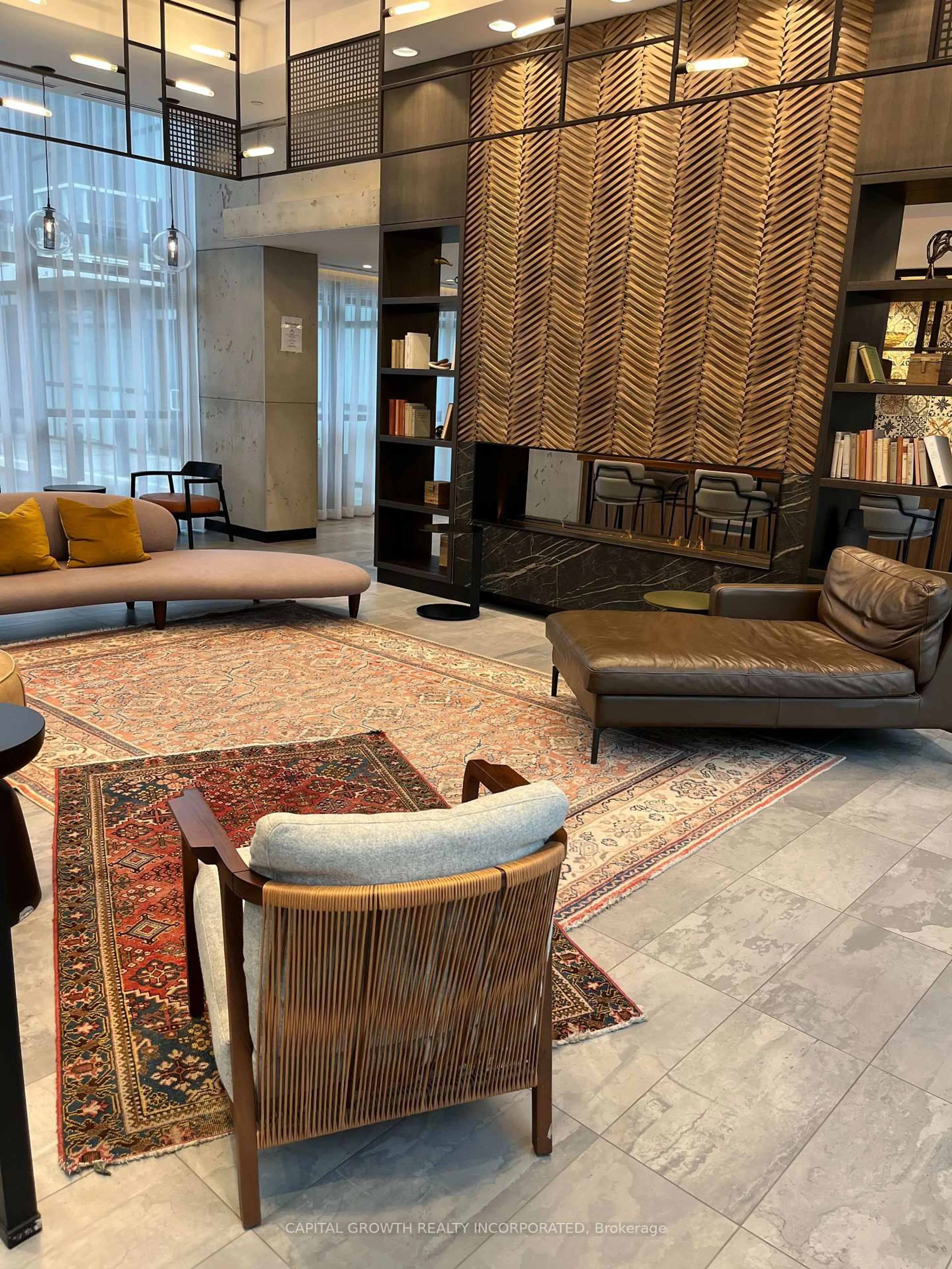 Lobby for 251 Manitoba St #622, Toronto Ontario M8Y 1C9