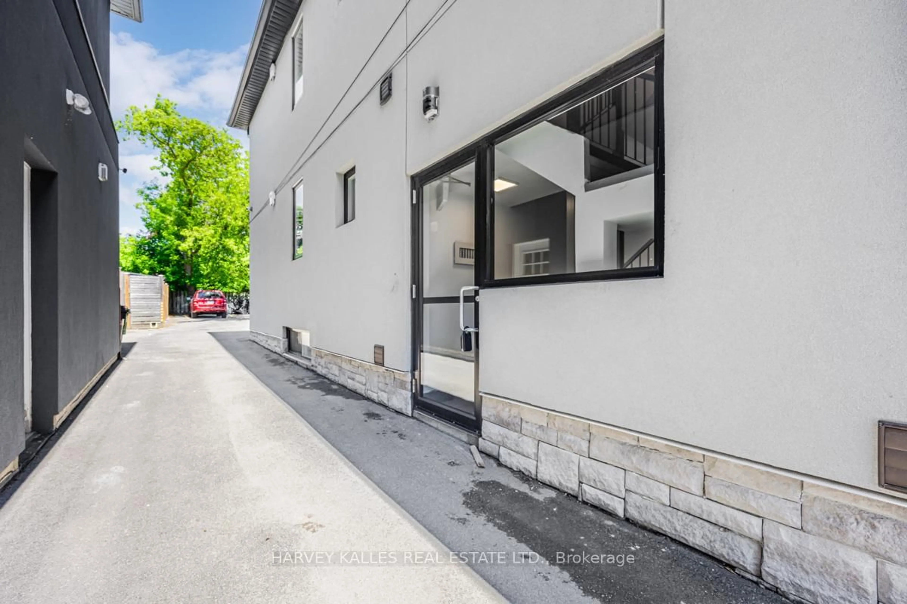 Patio, street for 18 Cavell Ave, Toronto Ontario M8V 1P2