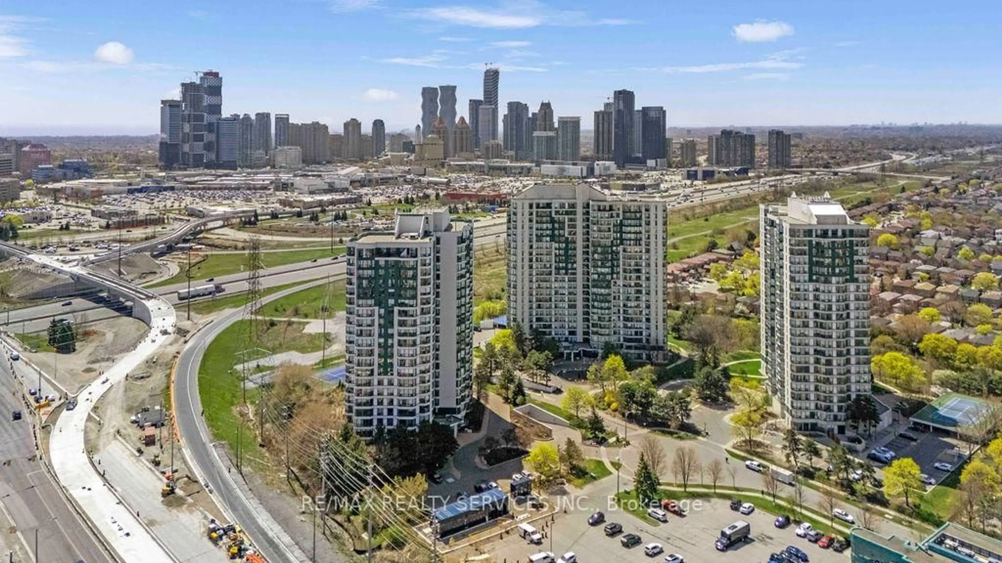 A pic from outside/outdoor area/front of a property/back of a property/a pic from drone, city buildings view from balcony for 4470 Tucana Crt #307, Mississauga Ontario L5R 3K8