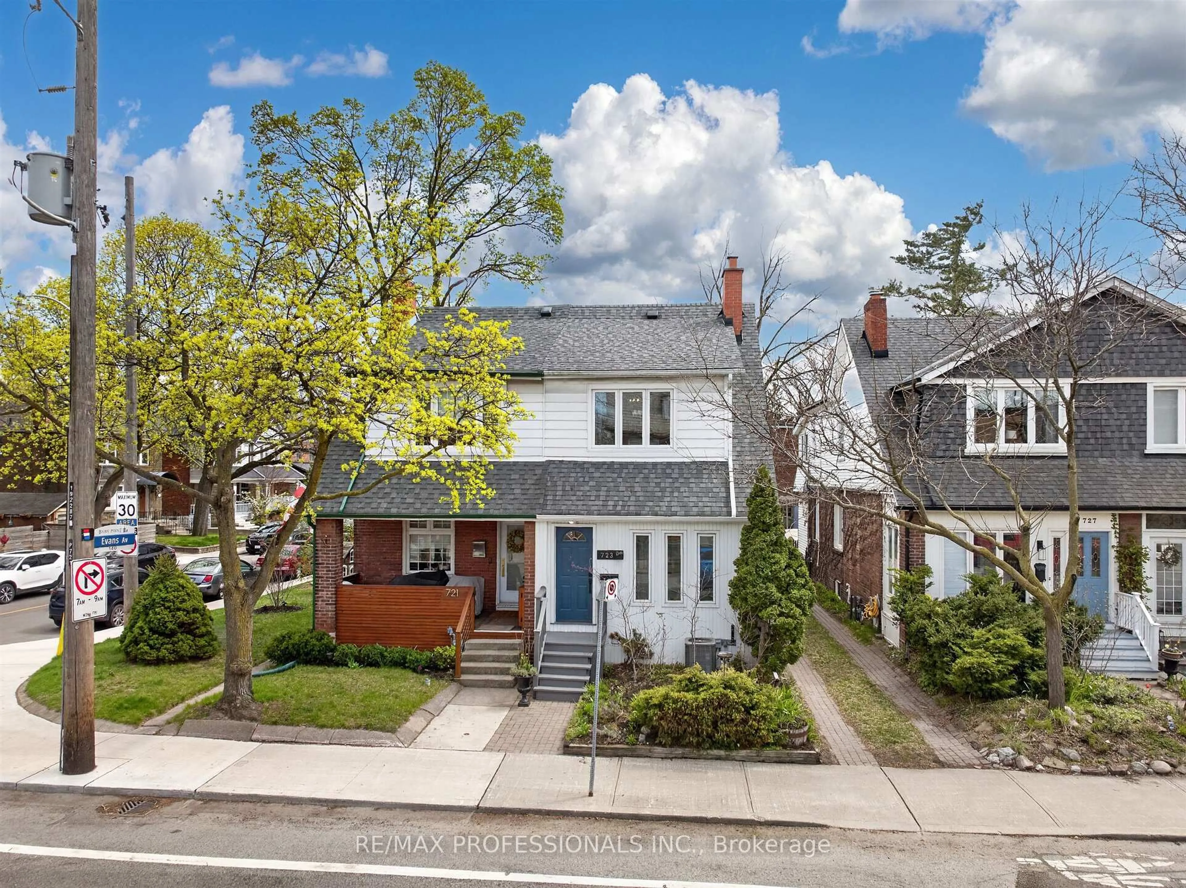 Home with brick exterior material, street for 723 Annette St, Toronto Ontario M6S 2E3