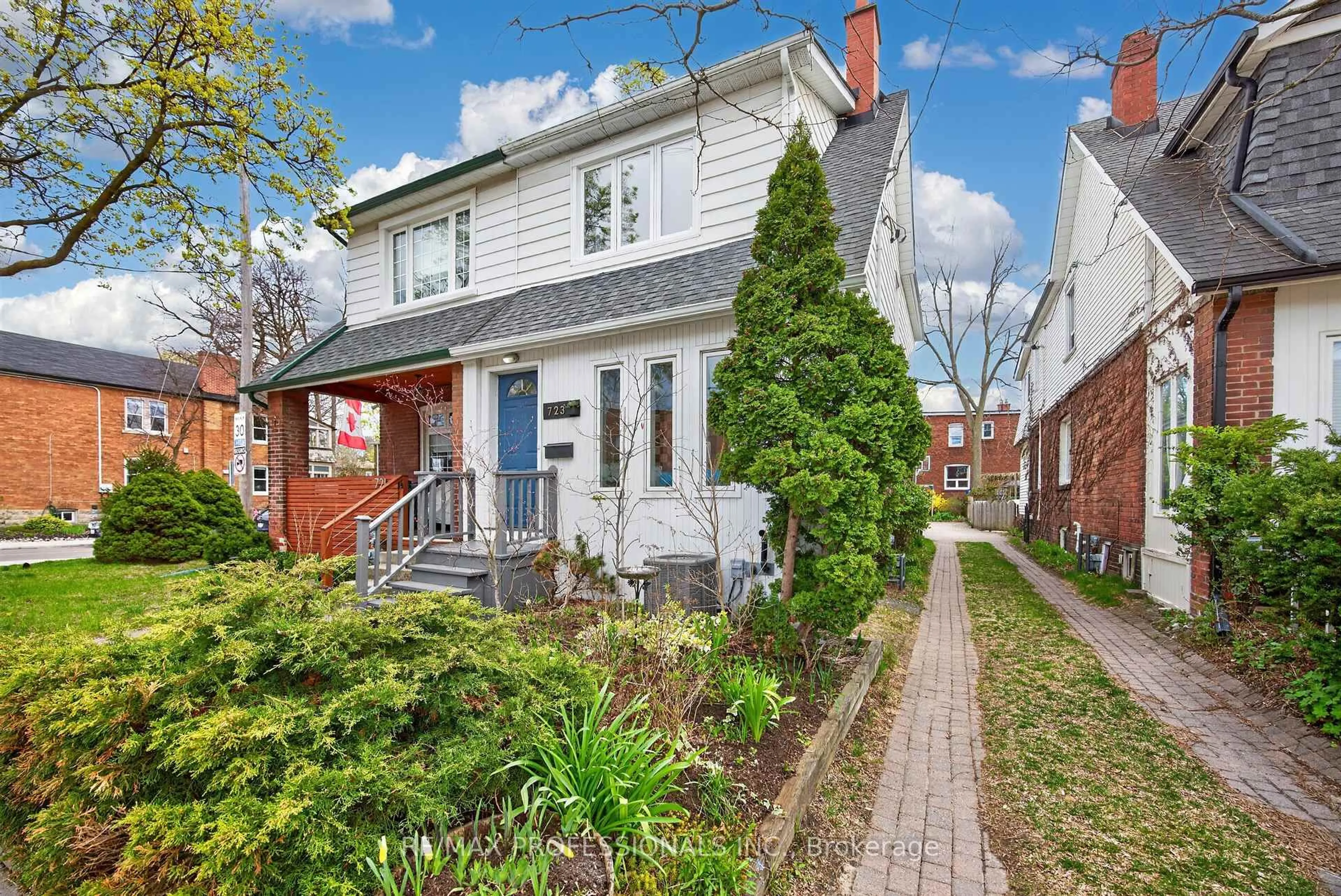 Home with brick exterior material, street for 723 Annette St, Toronto Ontario M6S 2E3