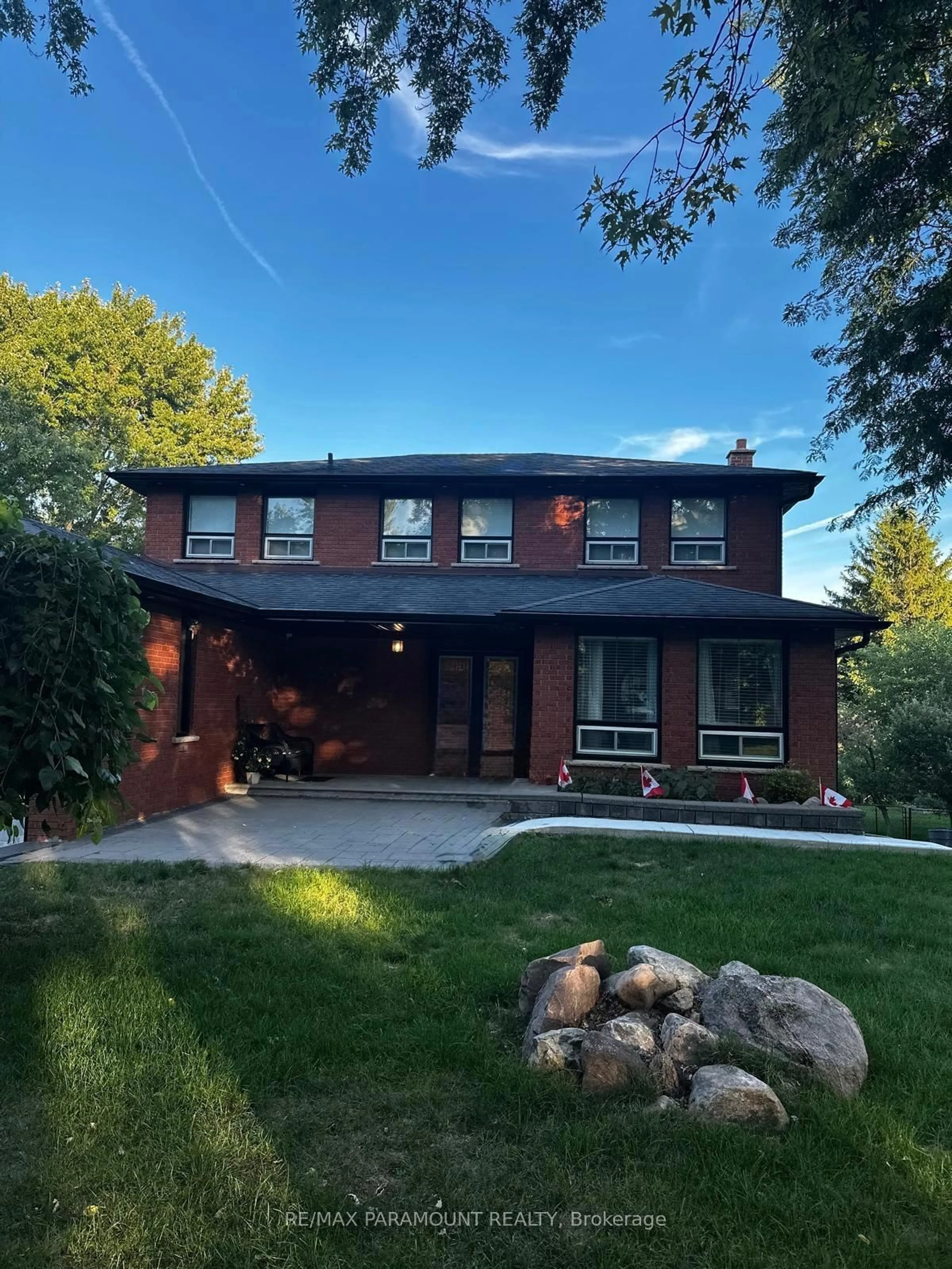 Home with brick exterior material, unknown for 49 Marilyn St, Caledon Ontario L7C 1H5