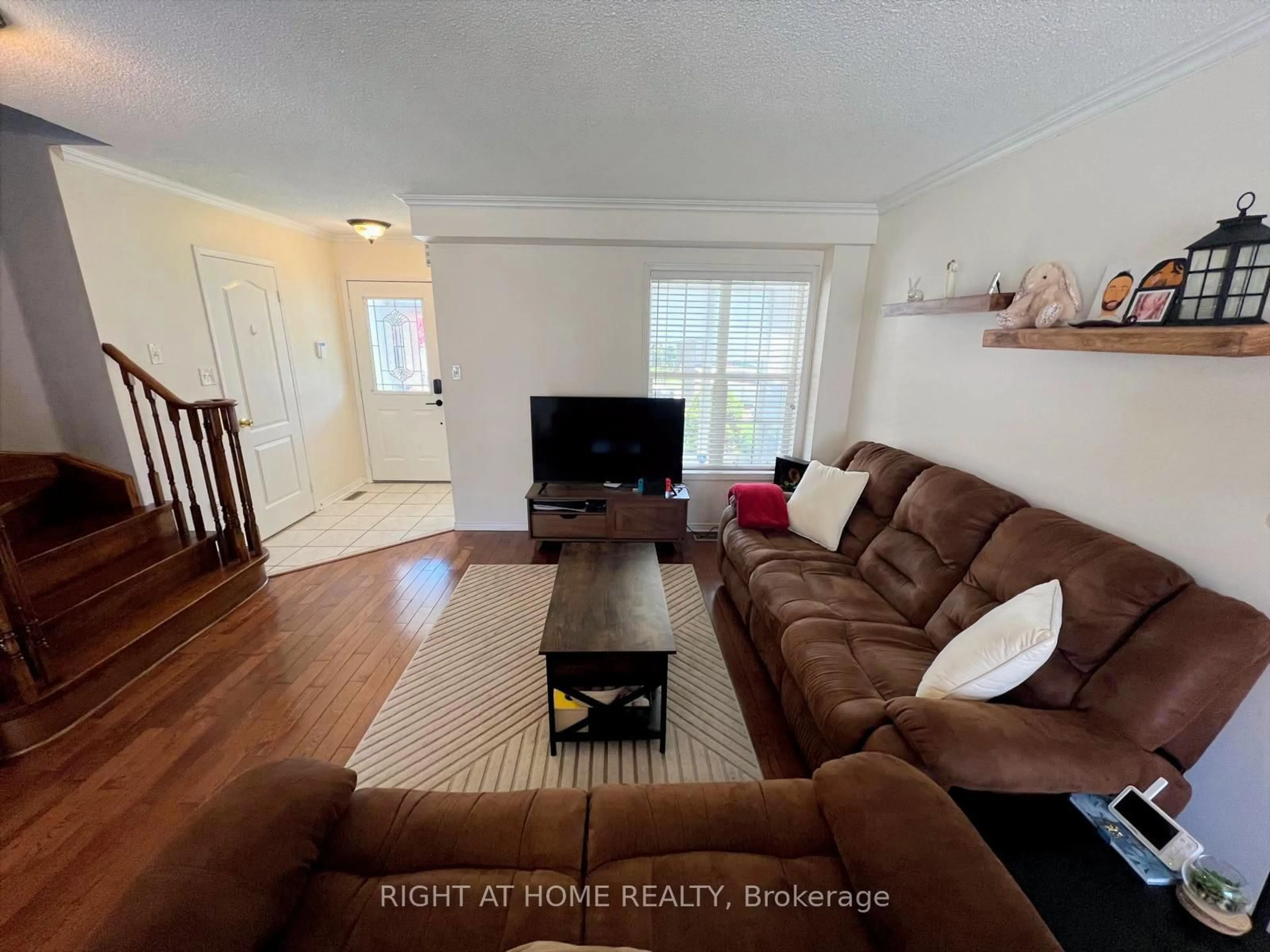 Living room with furniture, unknown for 10 Charleswood Circ, Brampton Ontario L7A 1Z1