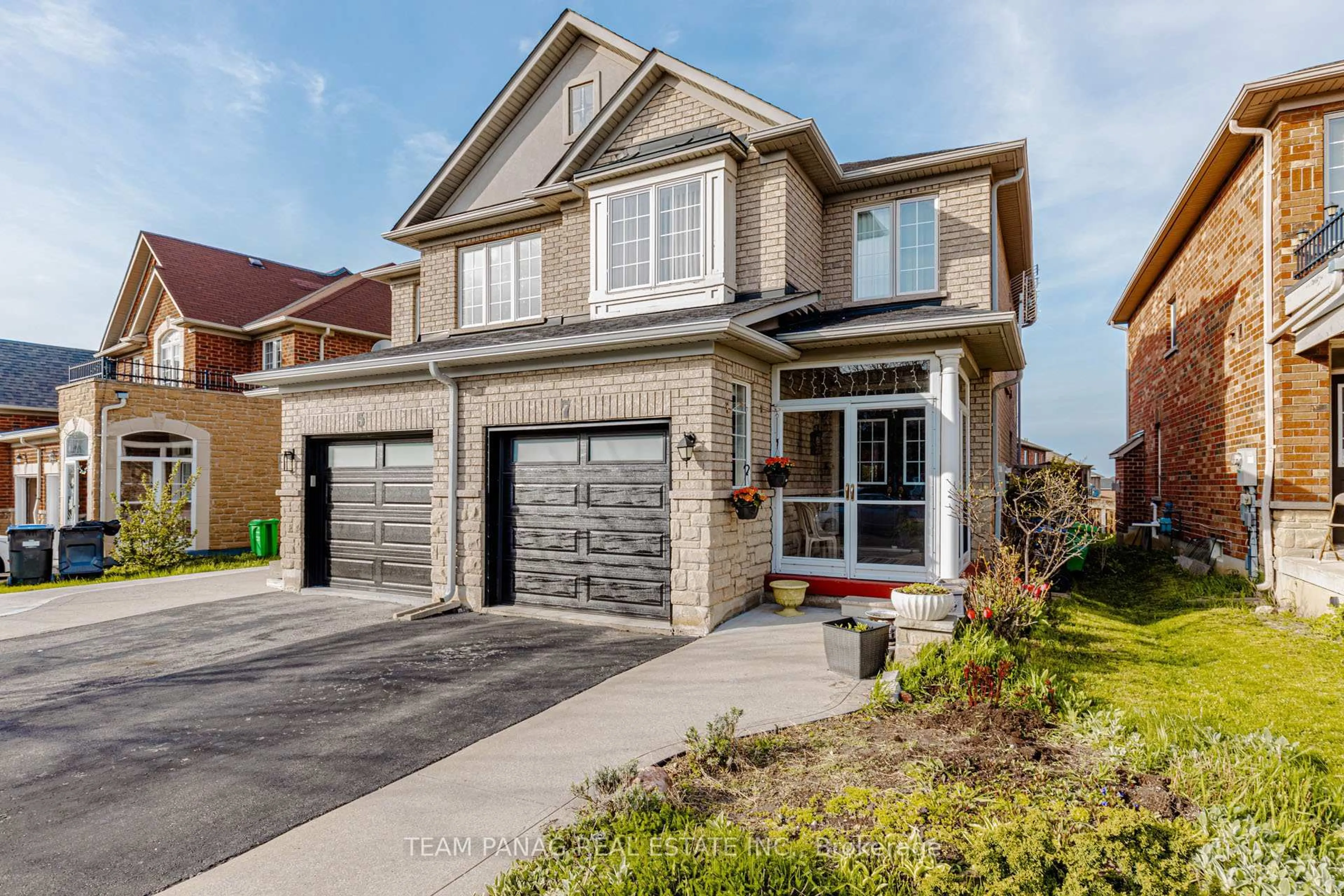 Home with brick exterior material, street for 7 Cherryplum Way, Brampton Ontario L6S 6J8