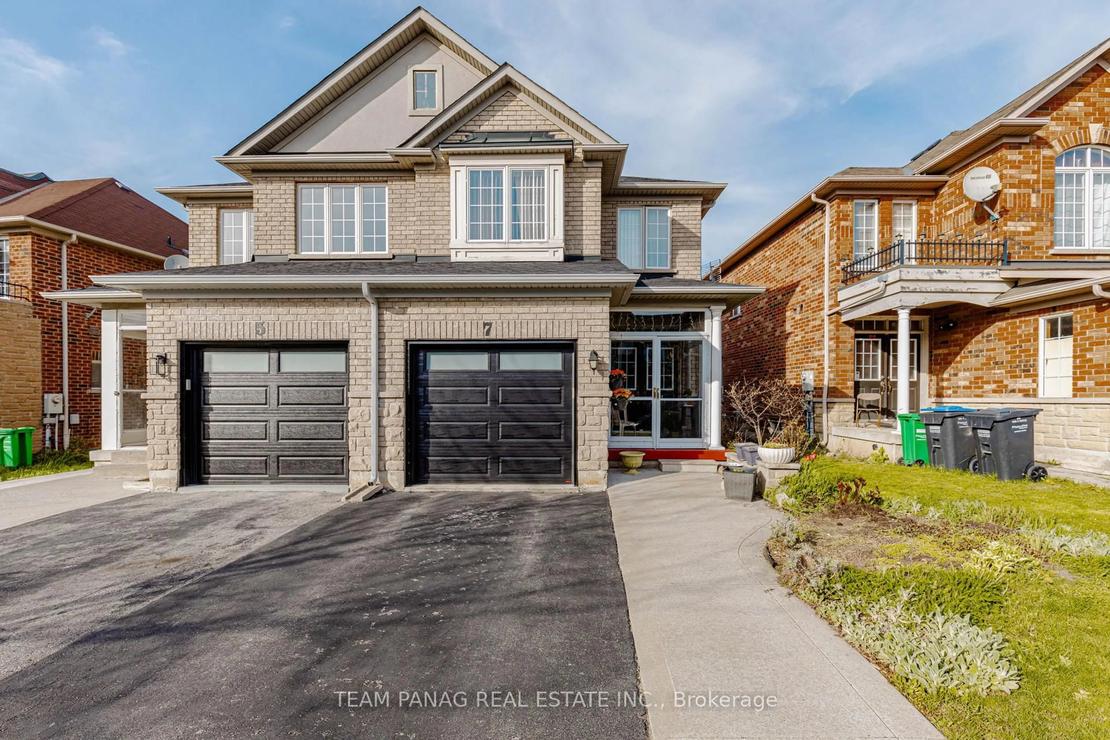 Home with brick exterior material, street for 7 Cherryplum Way, Brampton Ontario L6S 6J8