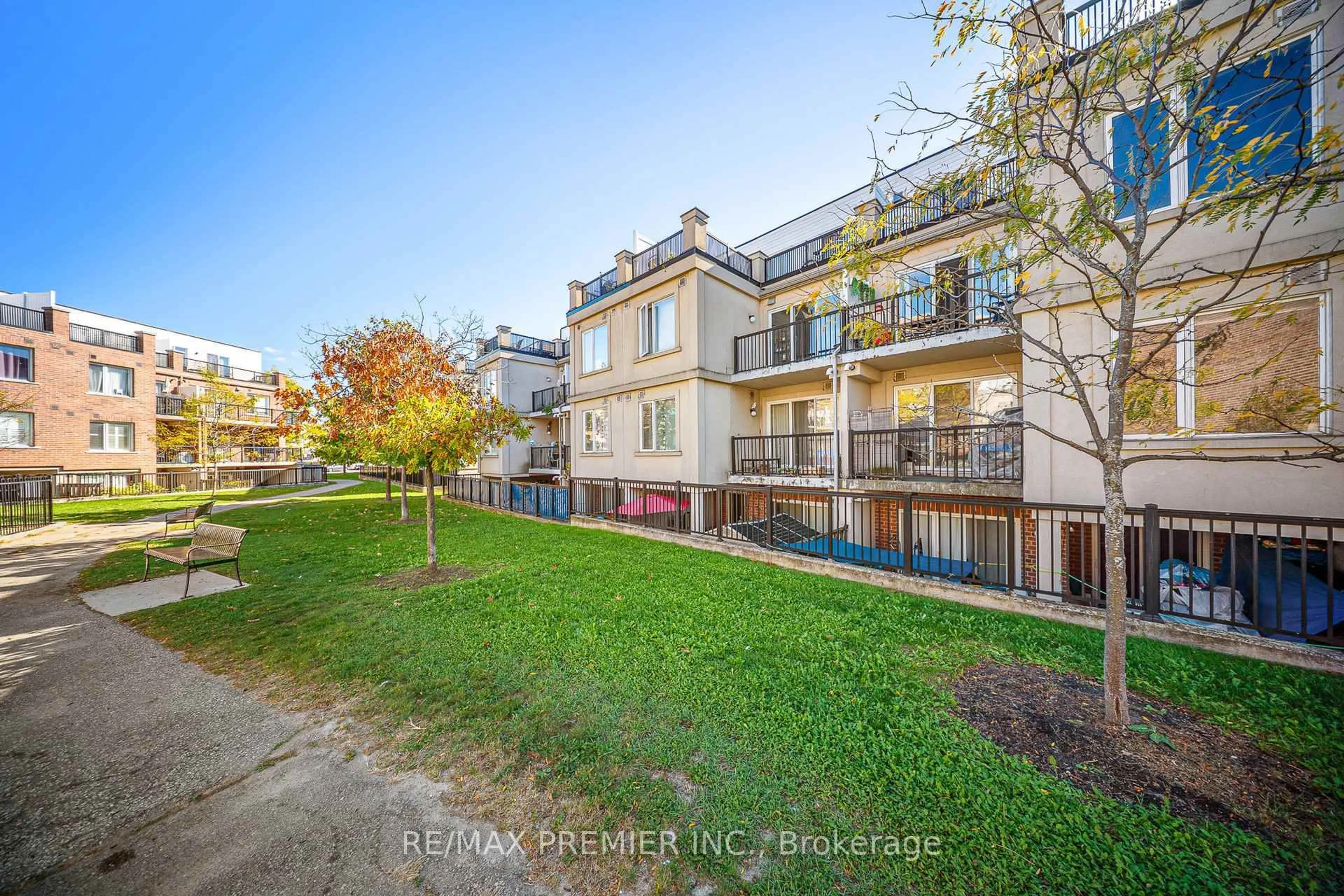 A pic from outside/outdoor area/front of a property/back of a property/a pic from drone, unknown for 3033 Finch Ave #2046, Toronto Ontario M9M 0A3