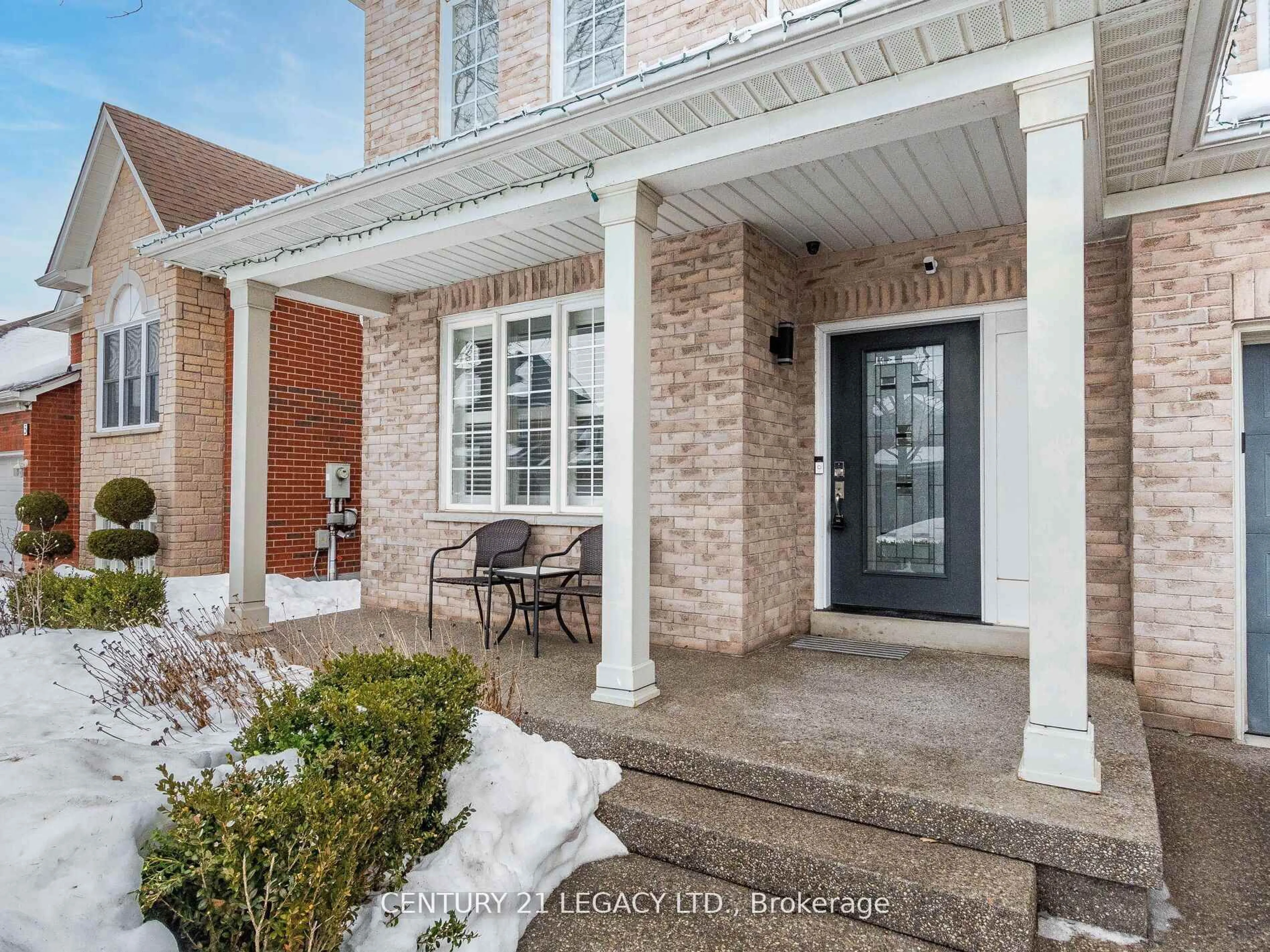 Indoor entryway for 3 Bowsfield Dr, Brampton Ontario L6P 1C8
