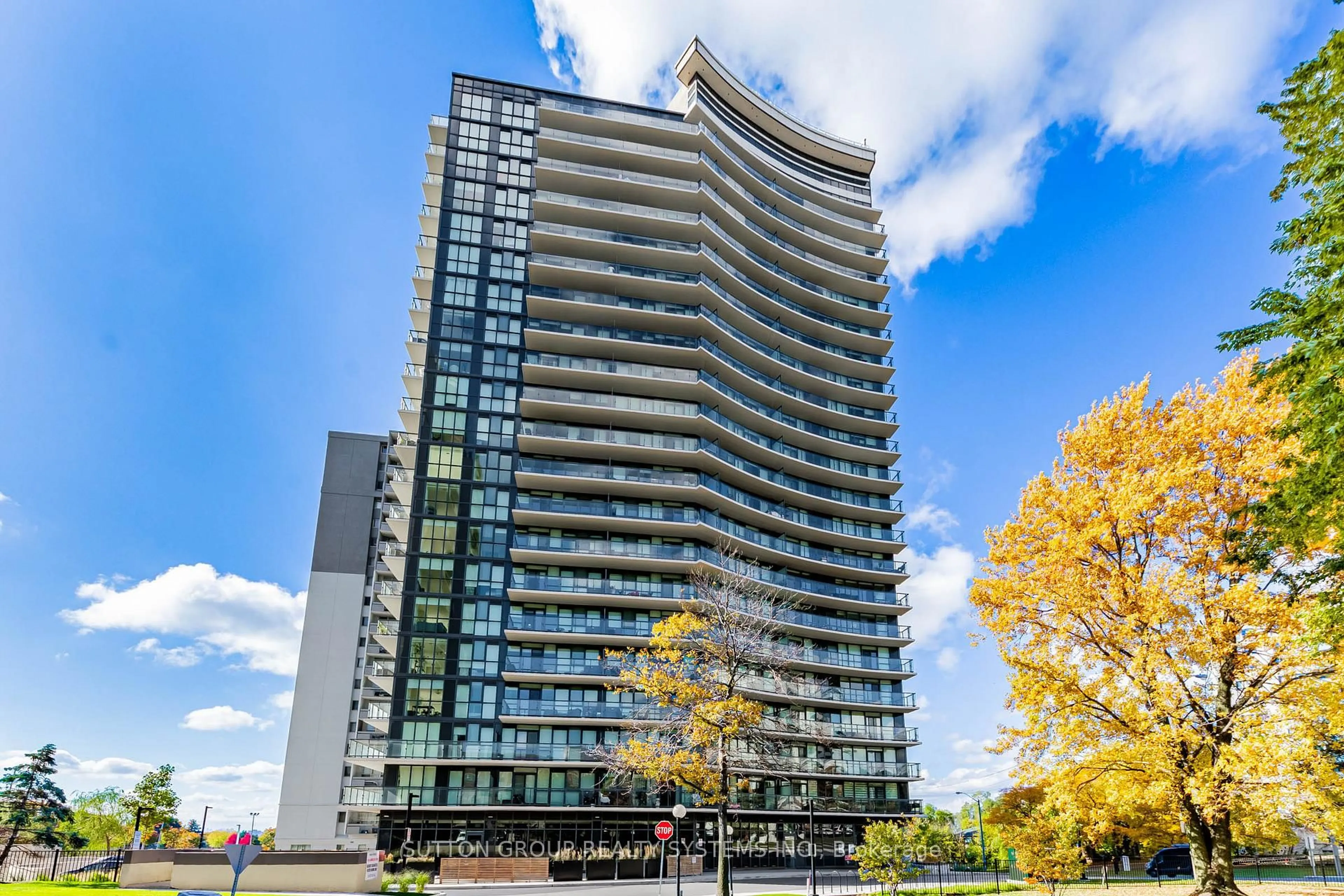 A pic from outside/outdoor area/front of a property/back of a property/a pic from drone, building for 1461 Lawrence Ave #611, Toronto Ontario M6L 0A6