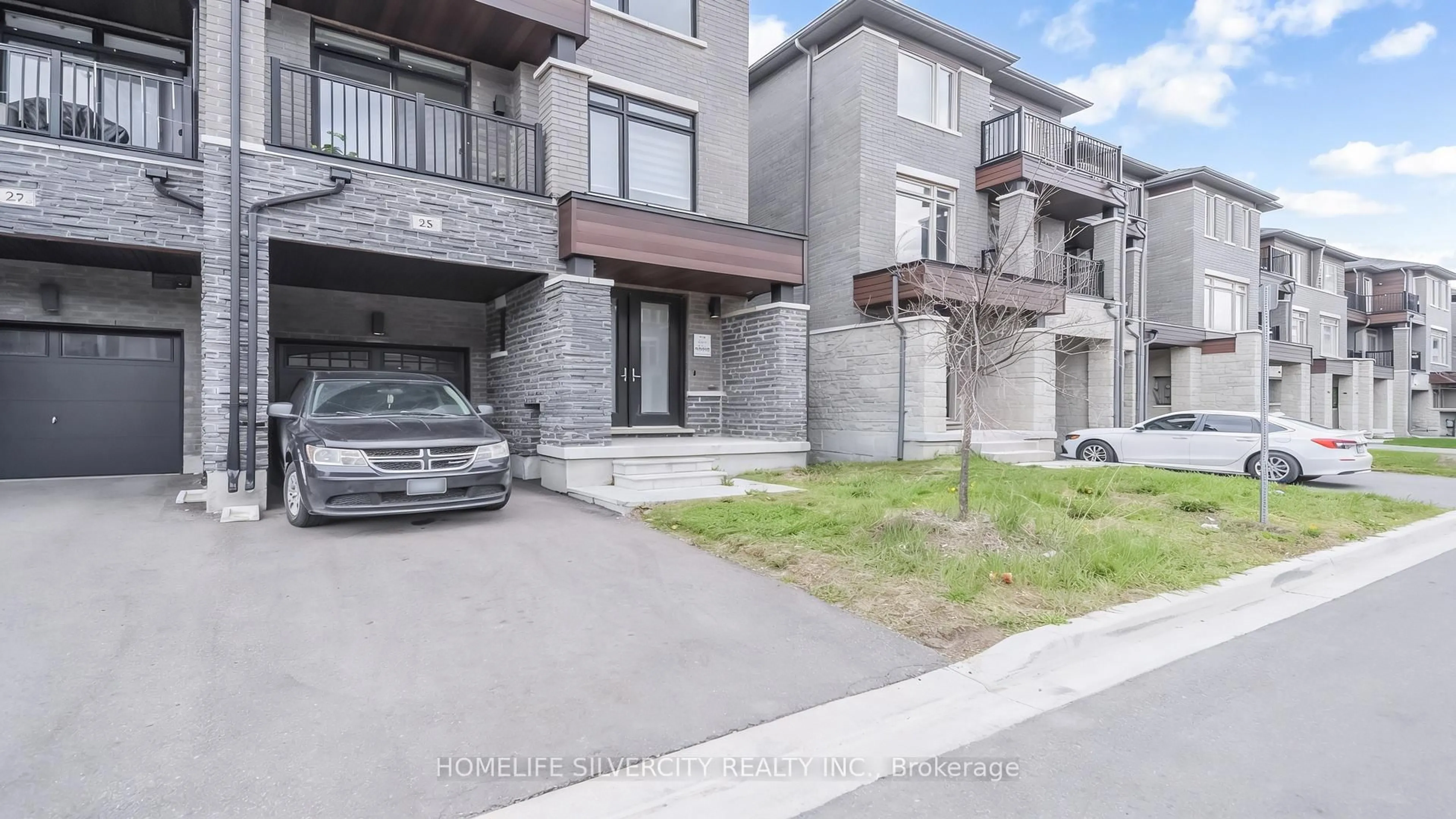 Unknown for 25 Purple Sage Dr, Brampton Ontario L6P 4P1