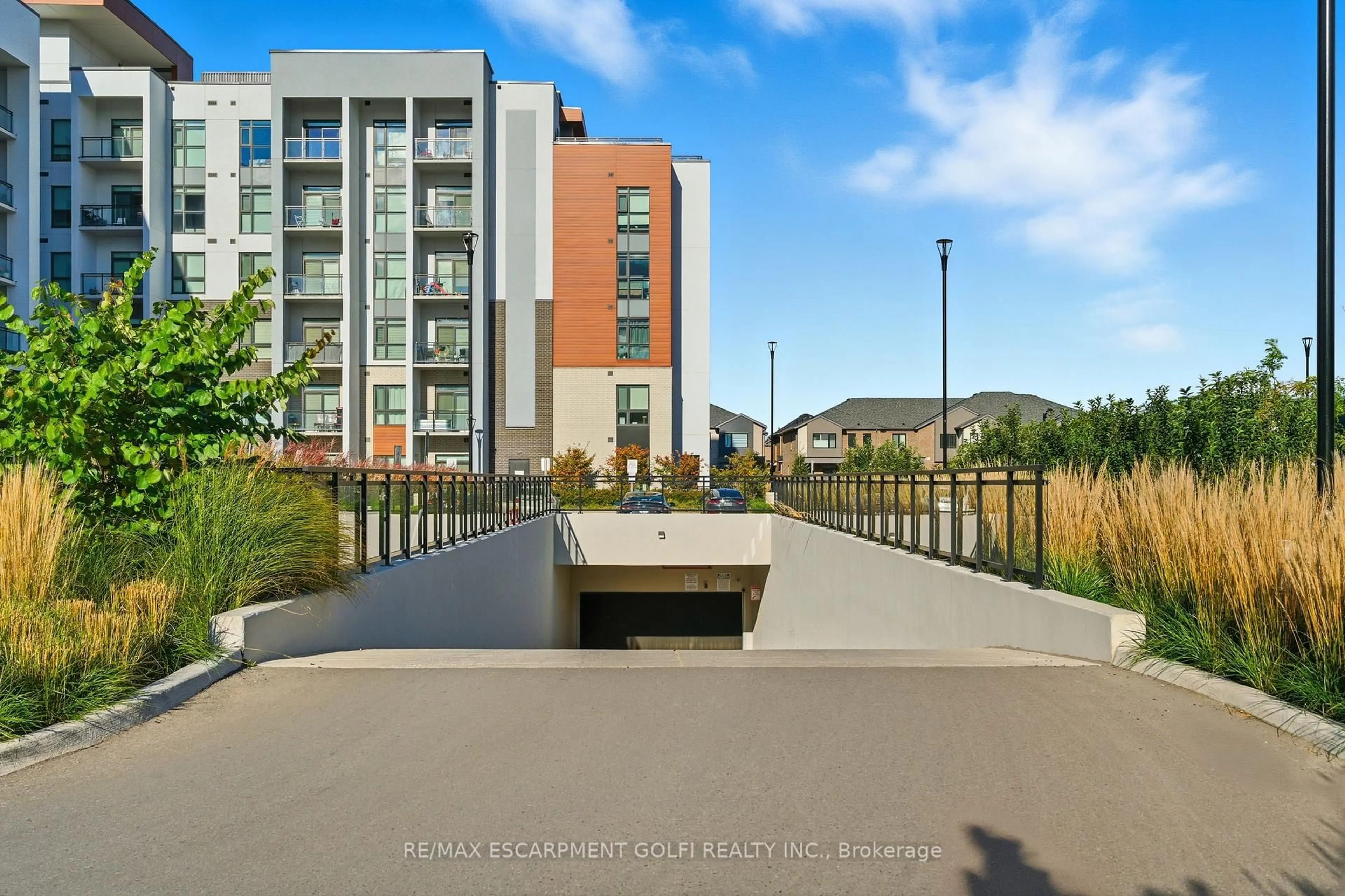 Unknown for 470 Gordon Krantz Ave #204, Milton Ontario L9T 2X5