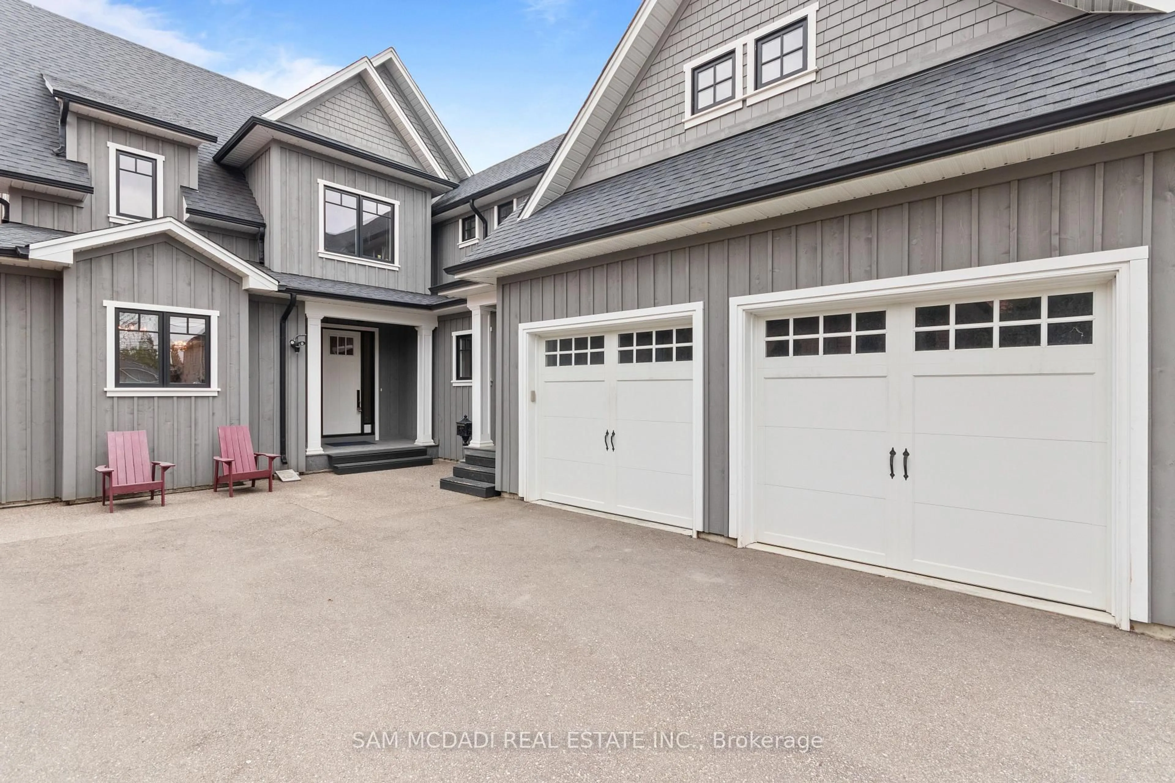 Unknown for 3047 Grenville Dr, Mississauga Ontario L5A 2P6