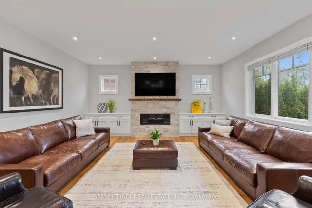 3047 Grenville Dr, Mississauga 5