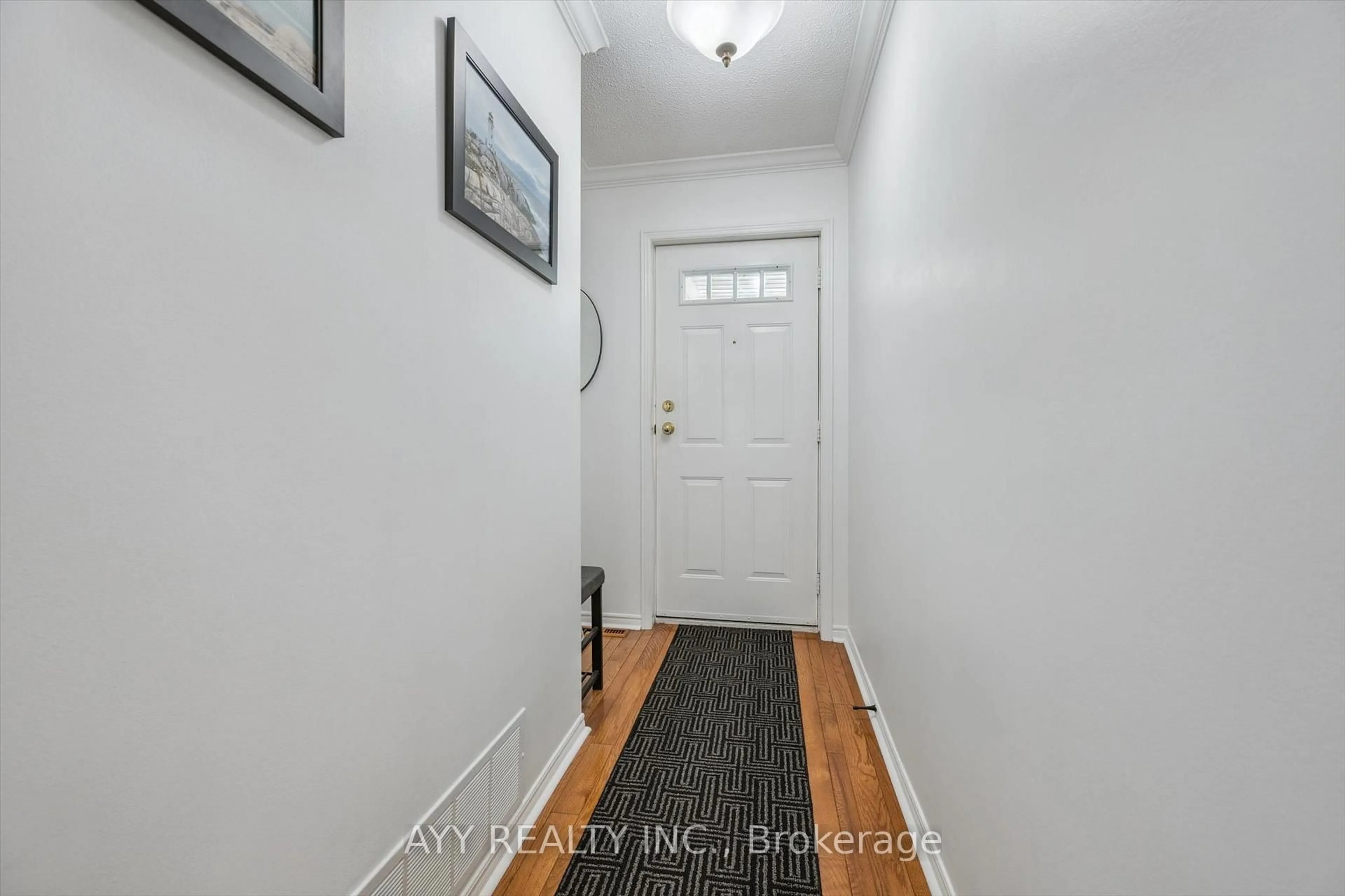 Indoor entryway for 2155 South Millway #74, Mississauga Ontario L5L 3S1