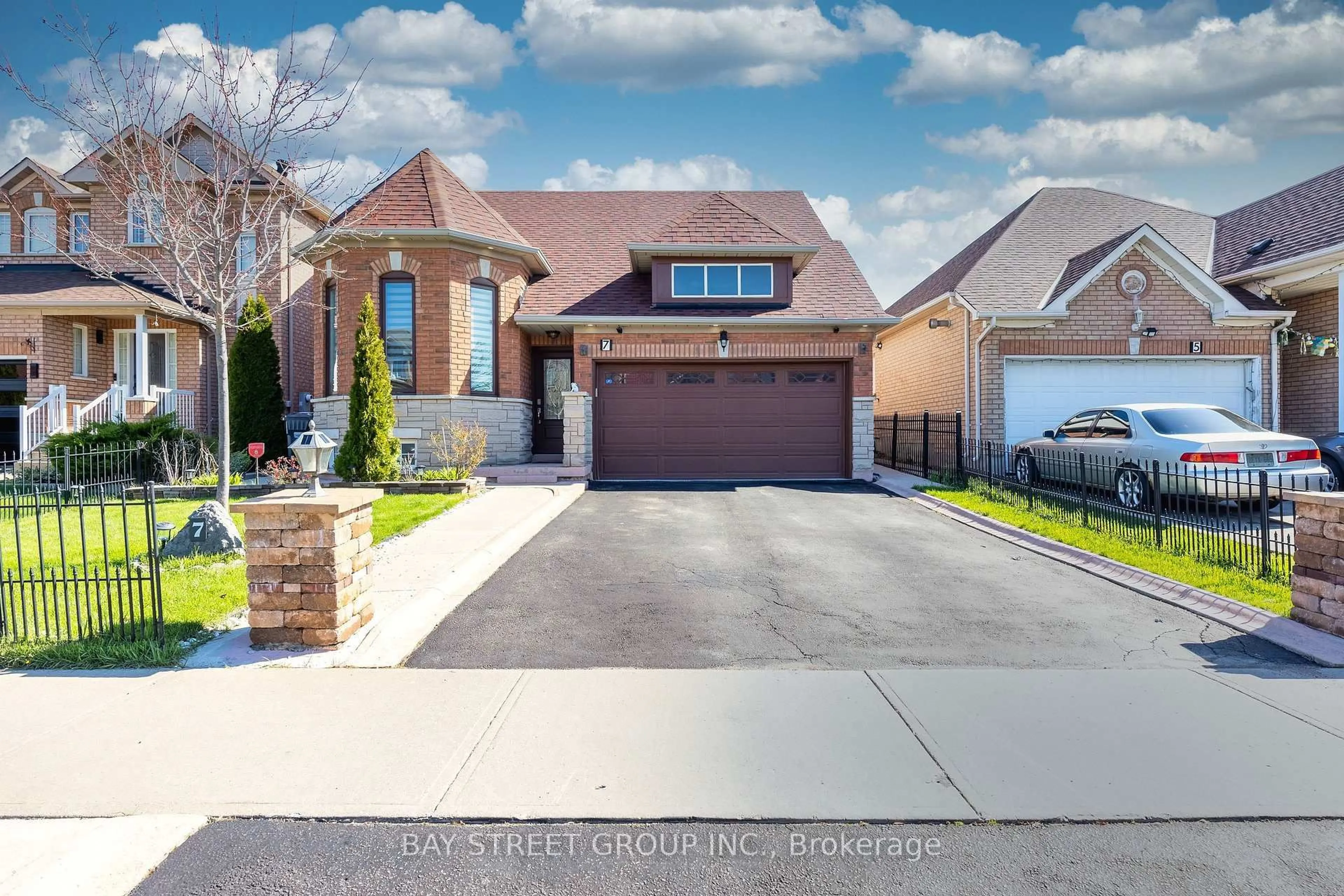 Home with brick exterior material, street for 7 Orchid Dr, Brampton Ontario L7A 1M4