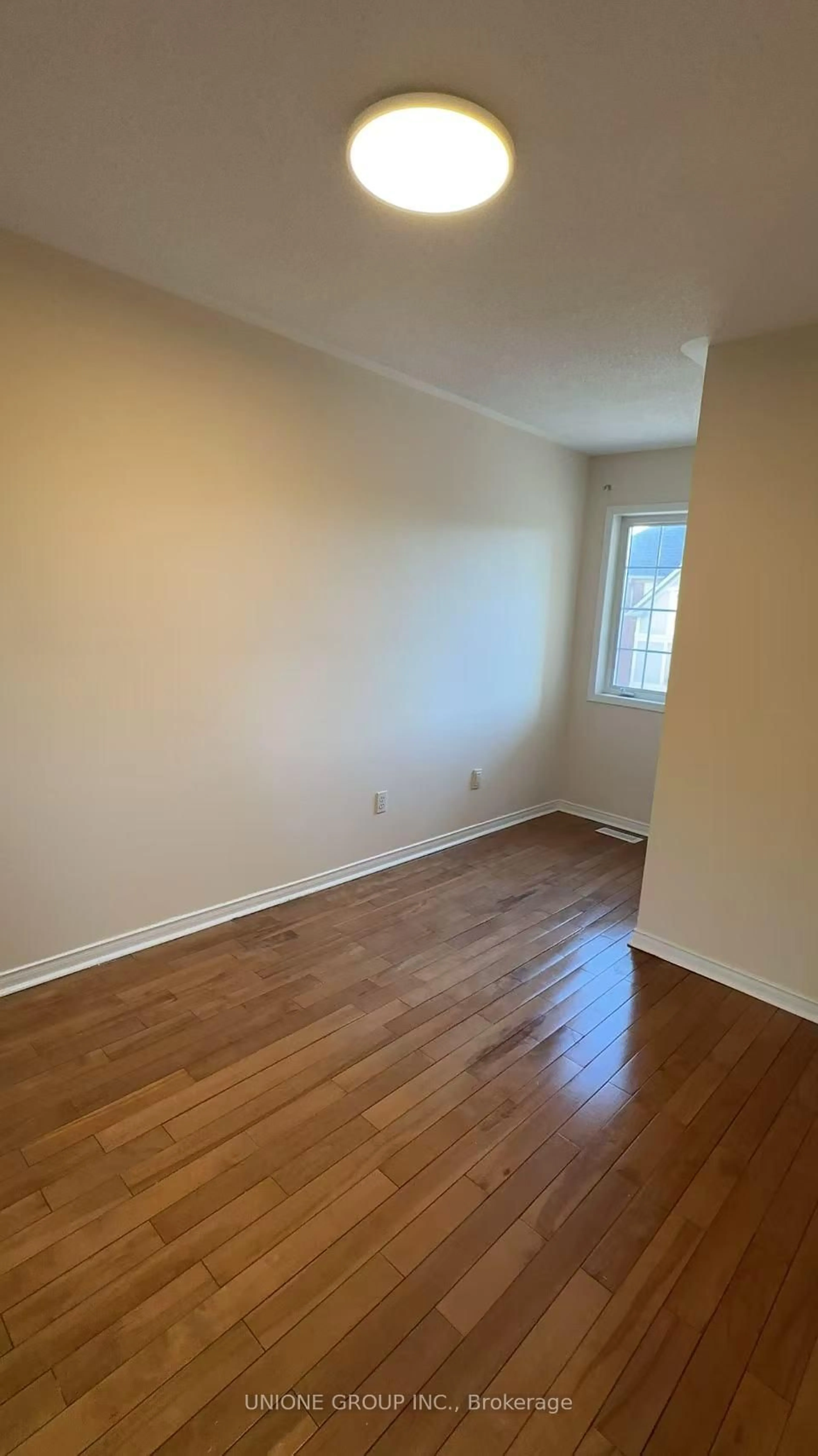 A pic of a room for 38 Fairview Rd #16, Mississauga Ontario L5B 4J8