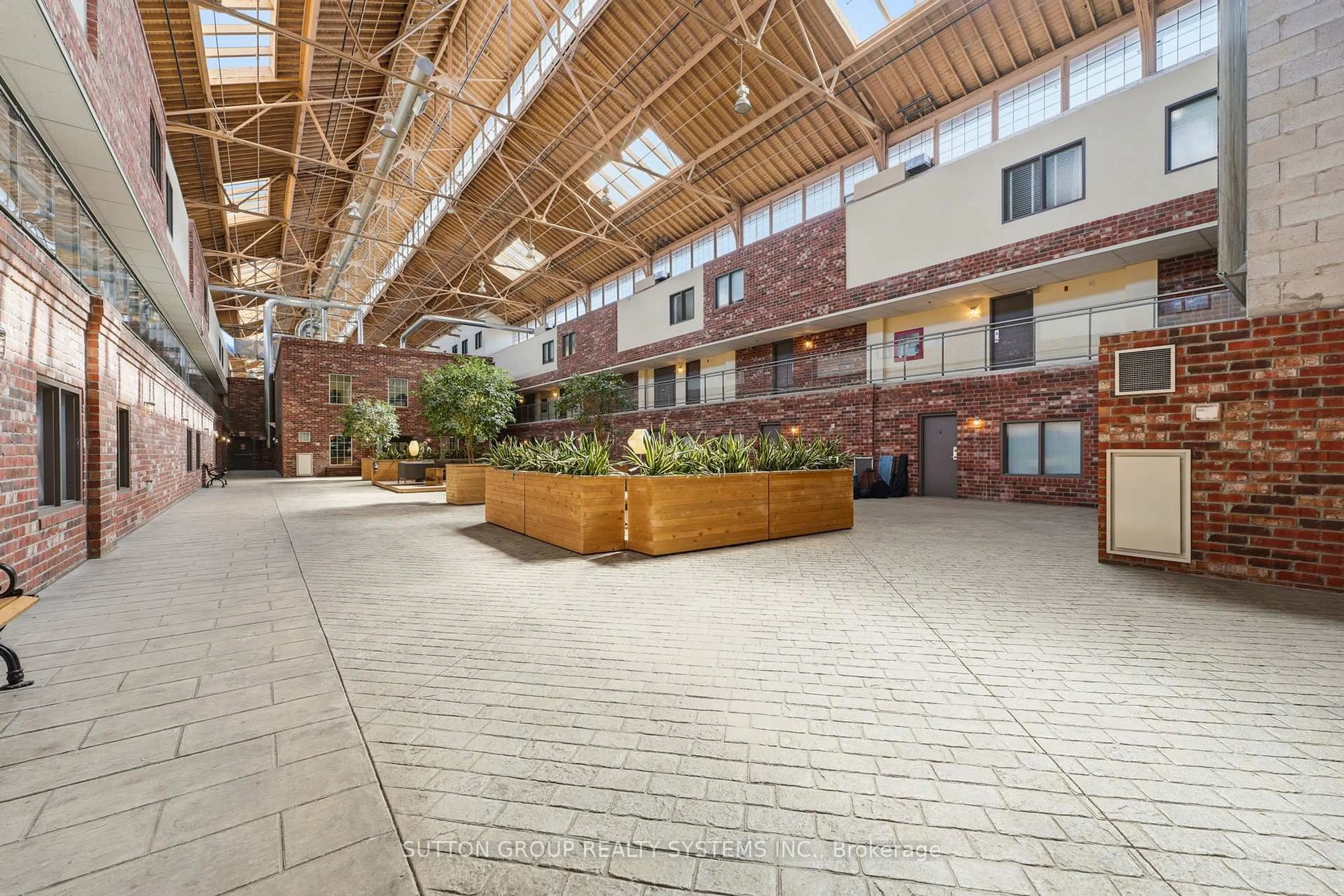 Unknown for 1100 Lansdowne Ave #332, Toronto Ontario M6H 4K1