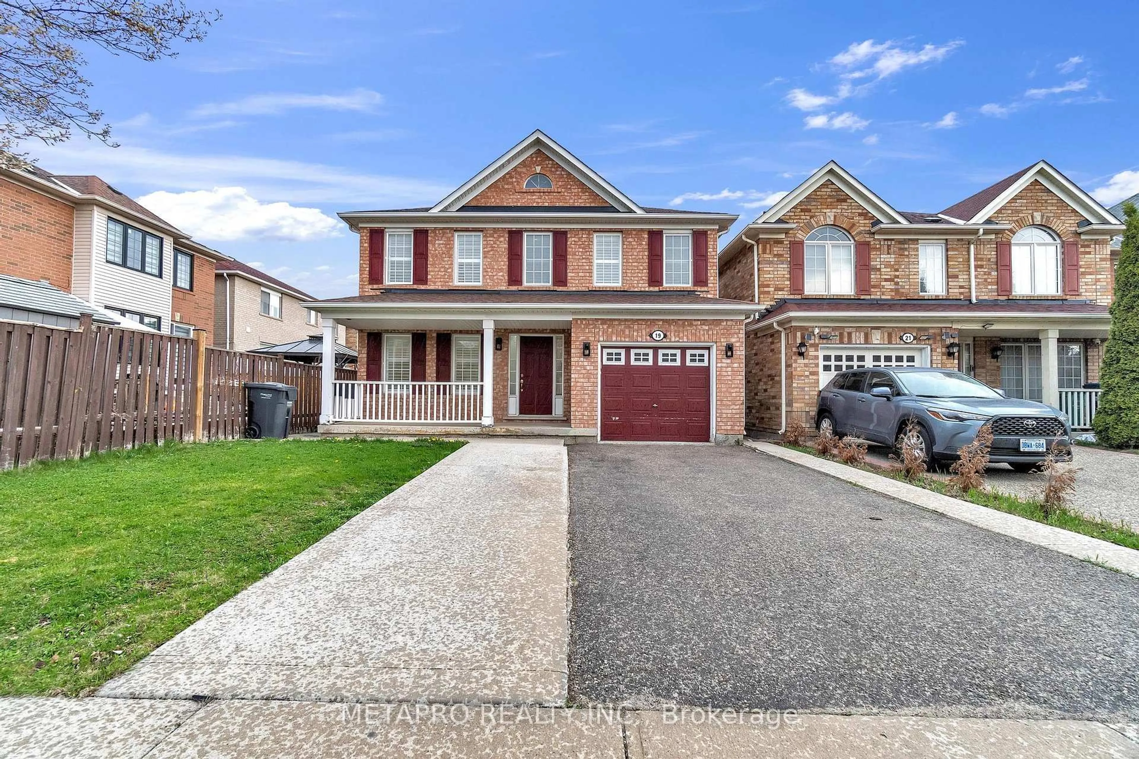 Home with brick exterior material, street for 19 Firwood Cres, Brampton Ontario L6P 2J6