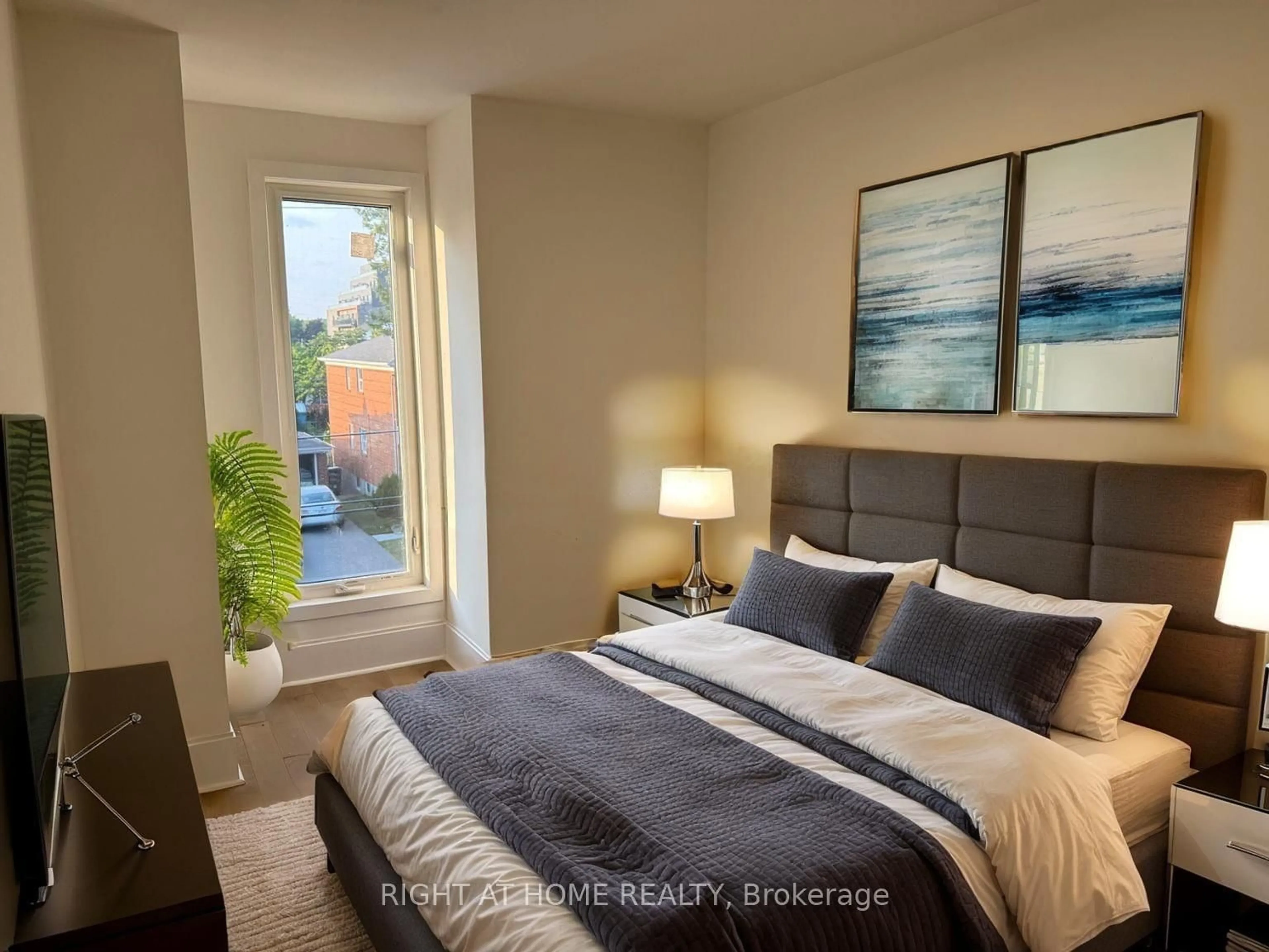 Bedroom with bed, unknown for 21B Roseland Dr, Toronto Ontario M8W 1Y3