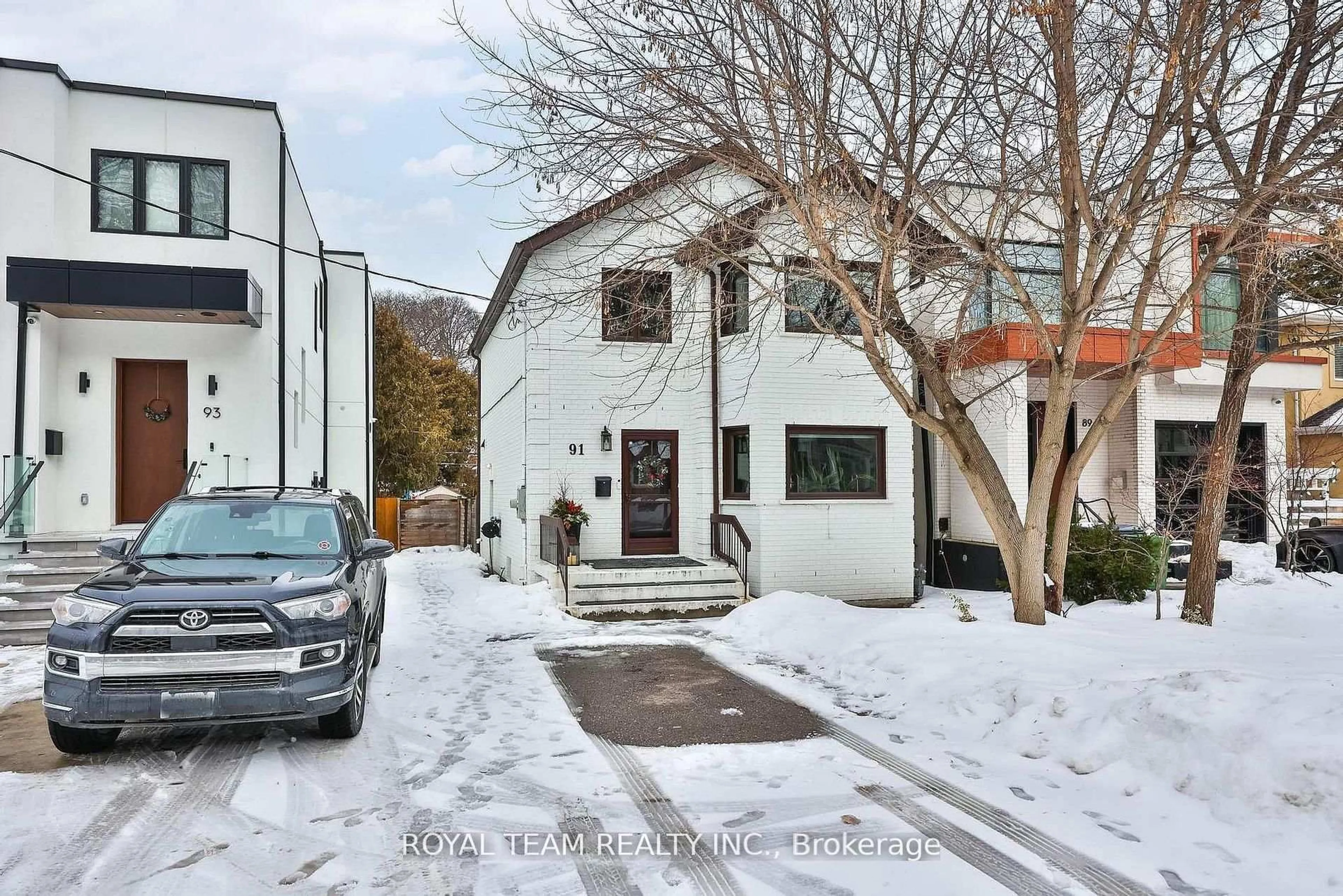 Unknown for 91 South Kingsway Way, Toronto Ontario M6S 3T4
