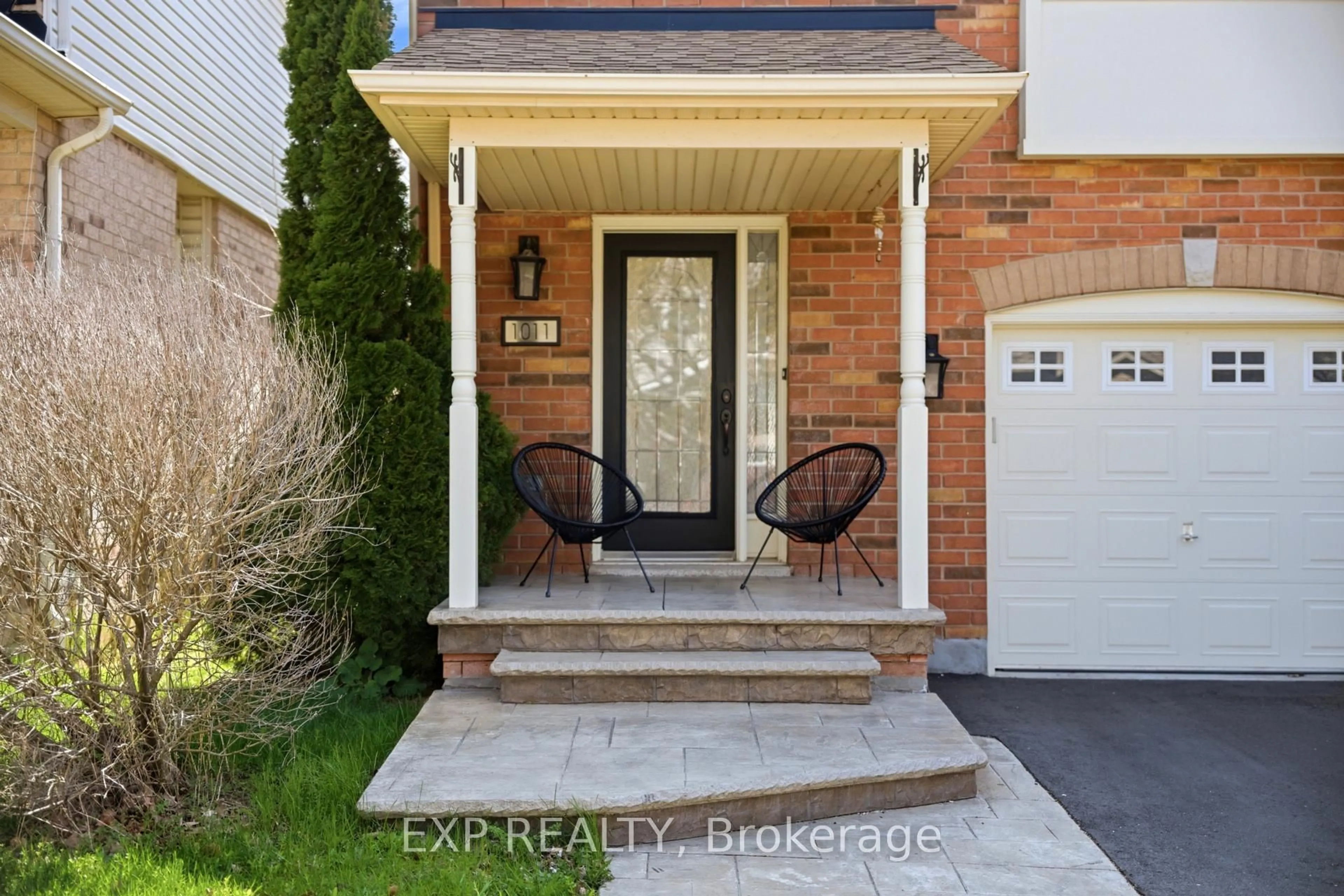 Unknown for 1011 Donnelly St, Milton Ontario L9T 0A1