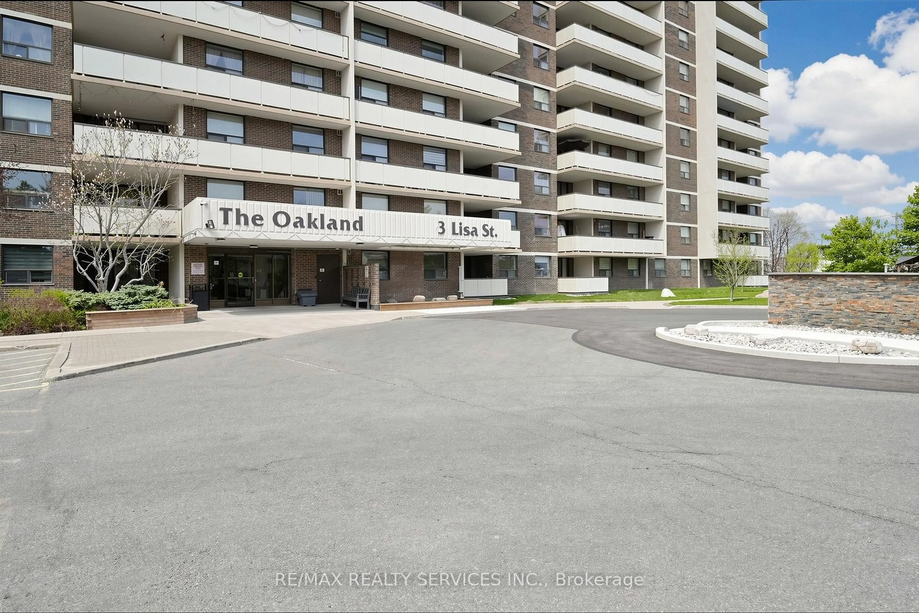 Patio, water/lake/river/ocean view for 3 Lisa St #1206, Brampton Ontario L6T 4A2