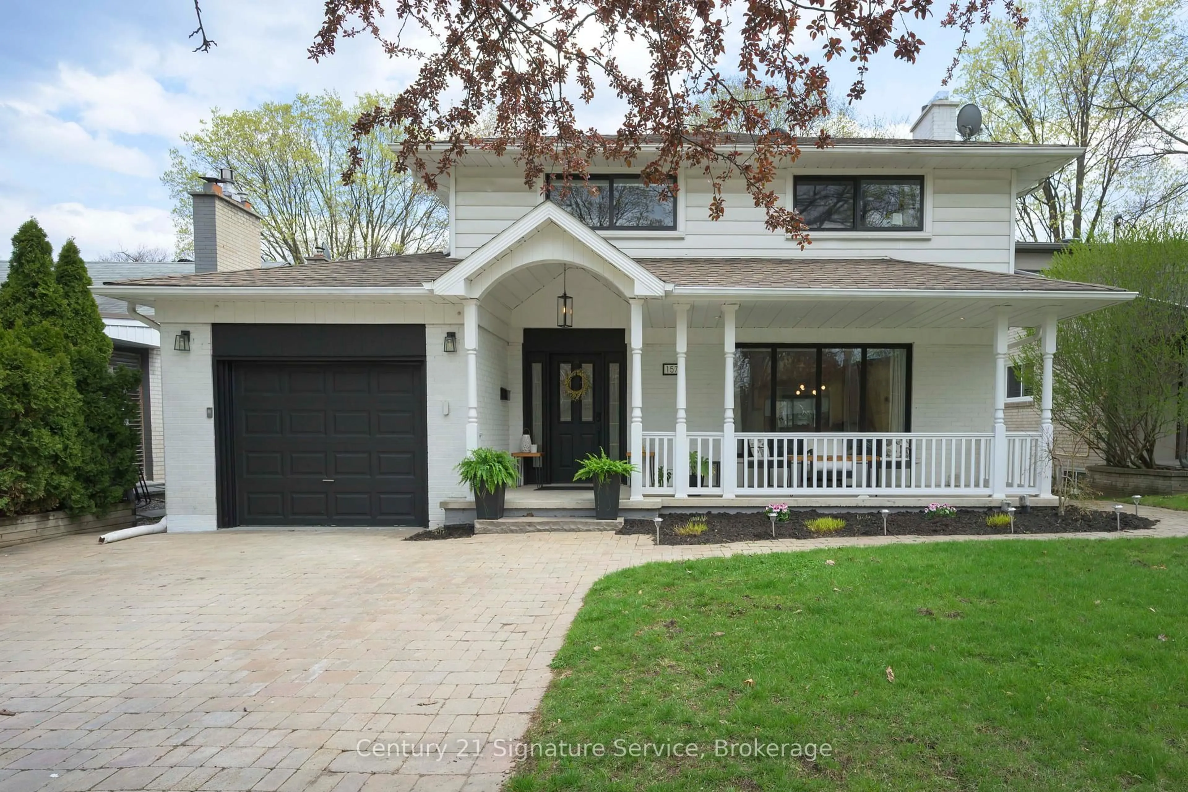 Home with brick exterior material, street for 1578 Sherway Dr, Mississauga Ontario L4X 1C4
