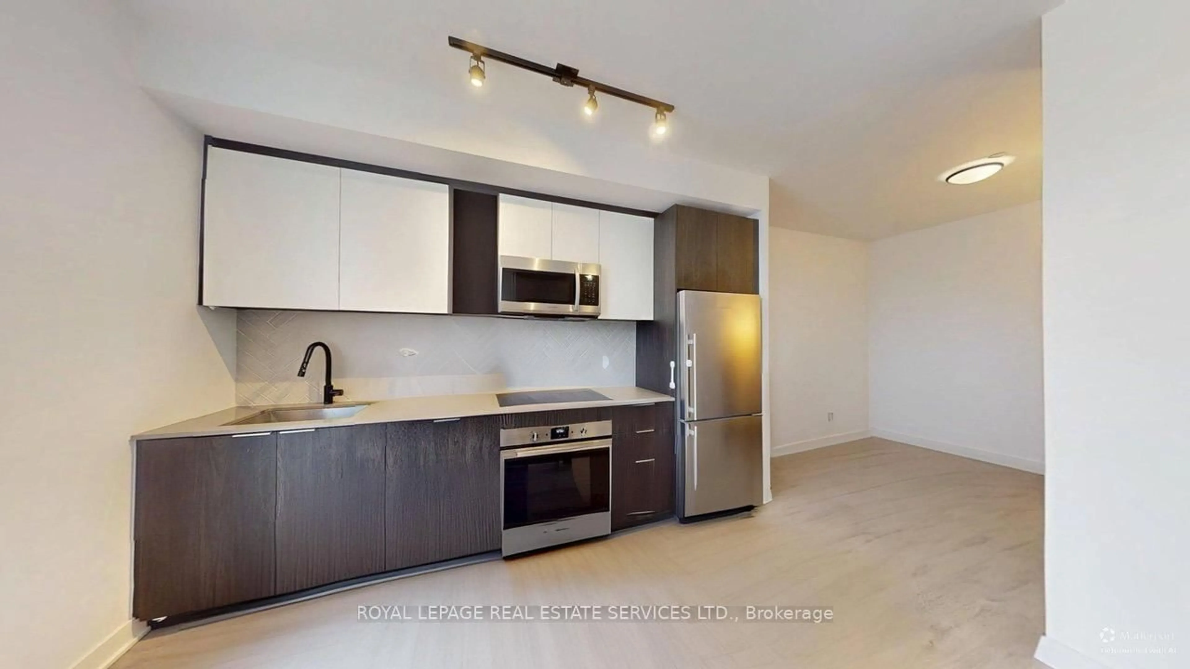 Standard kitchen, unknown for 36 Zorra St #105, Toronto Ontario M8Z 0G5
