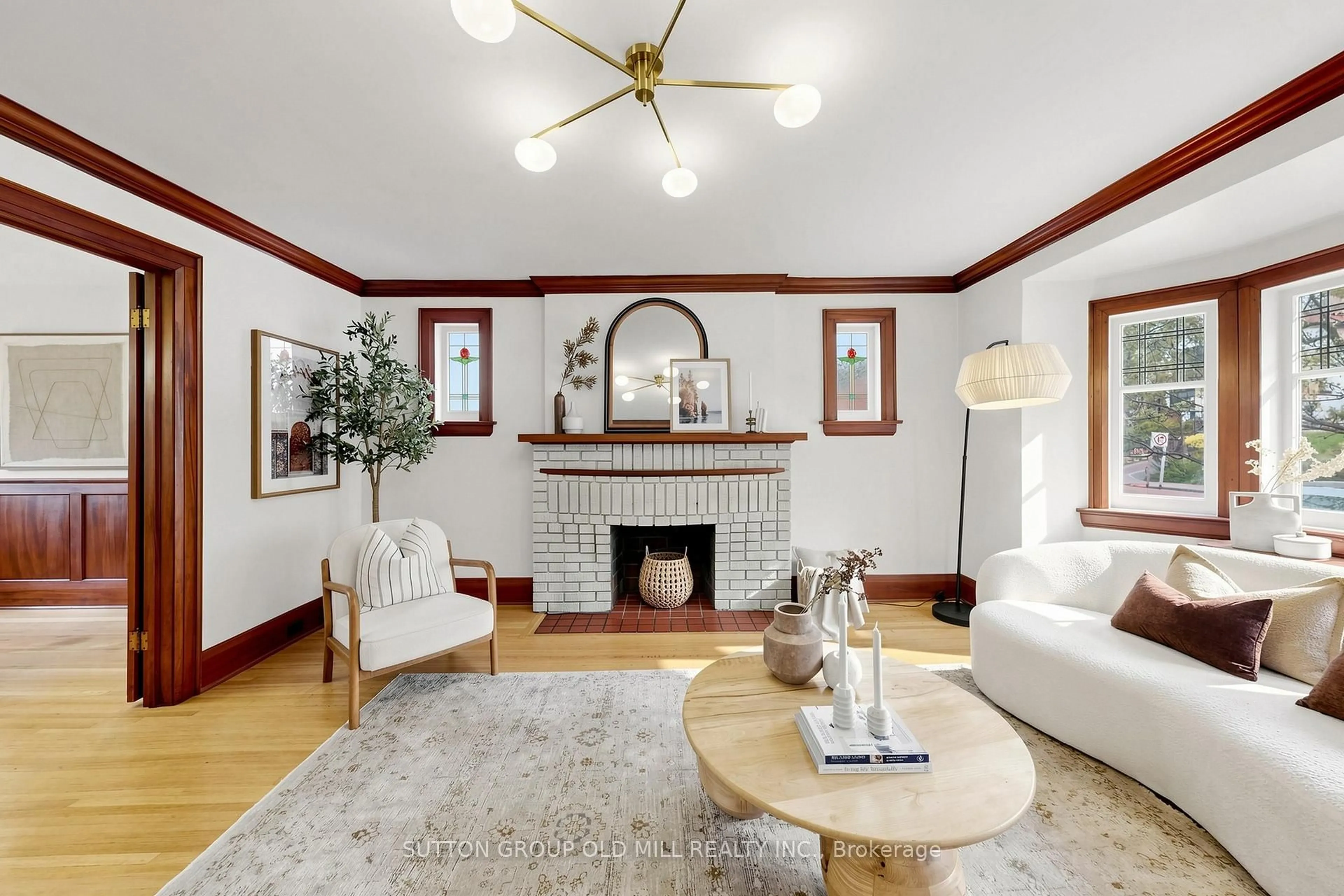 Living room with furniture, unknown for 70 Riverview Gdns, Toronto Ontario M6S 4E5