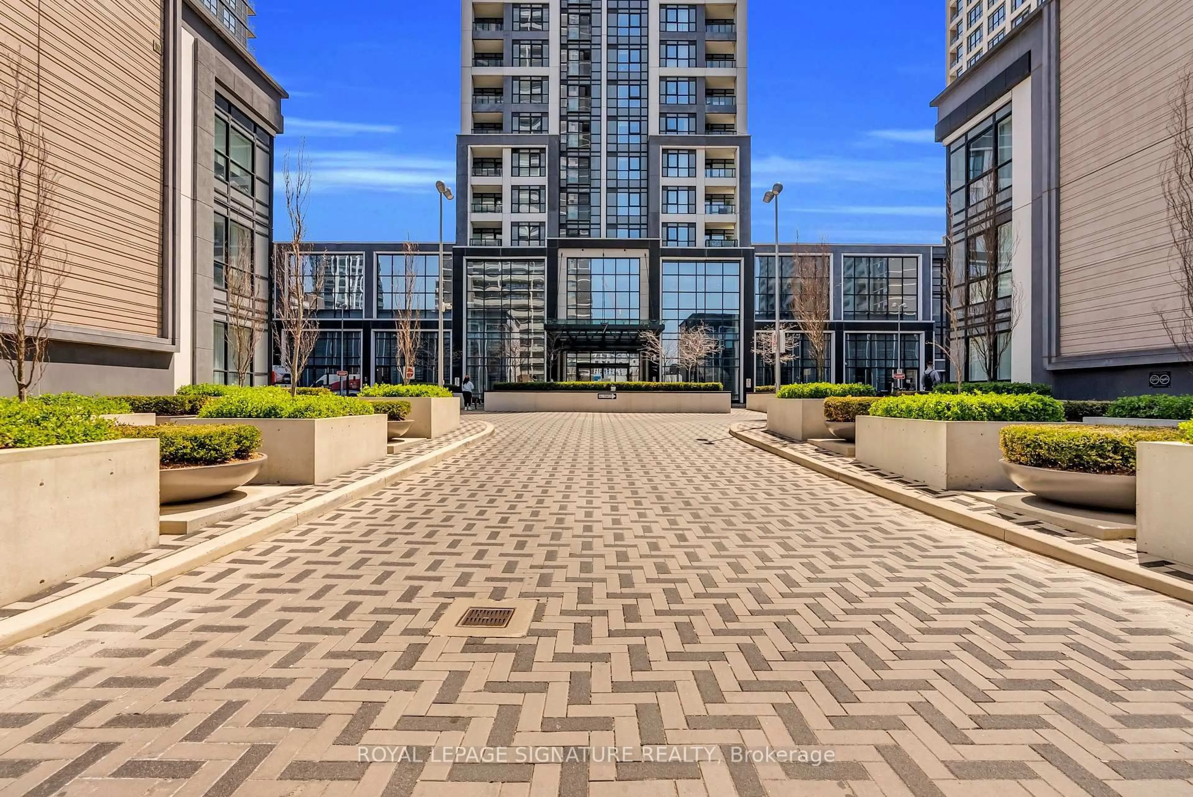Patio, unknown for 7 Mabelle Ave #708, Toronto Ontario M9A 4X7