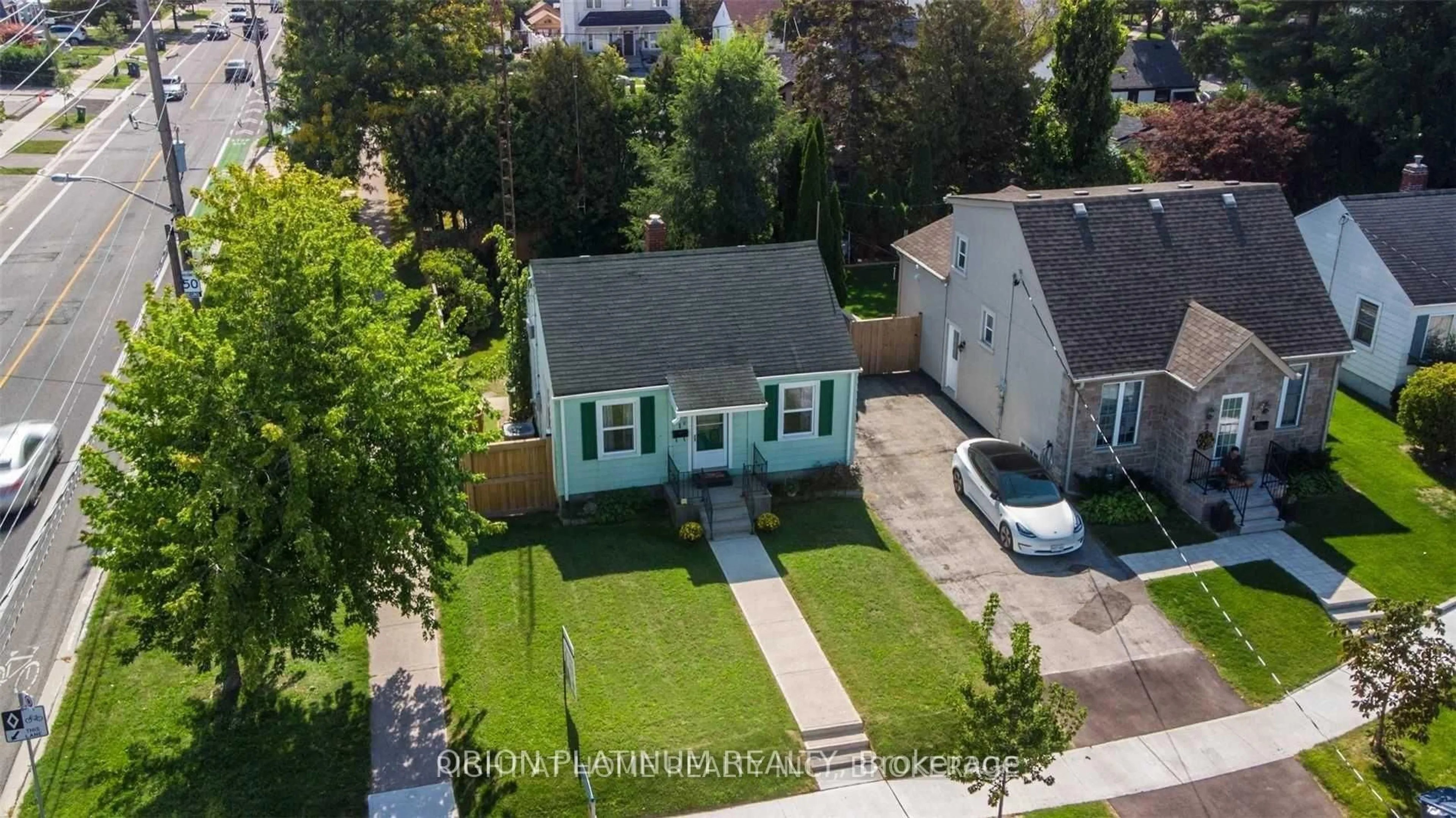 A pic from outside/outdoor area/front of a property/back of a property/a pic from drone, street for 1 McCallum Crt, Toronto Ontario M8Y 1M6