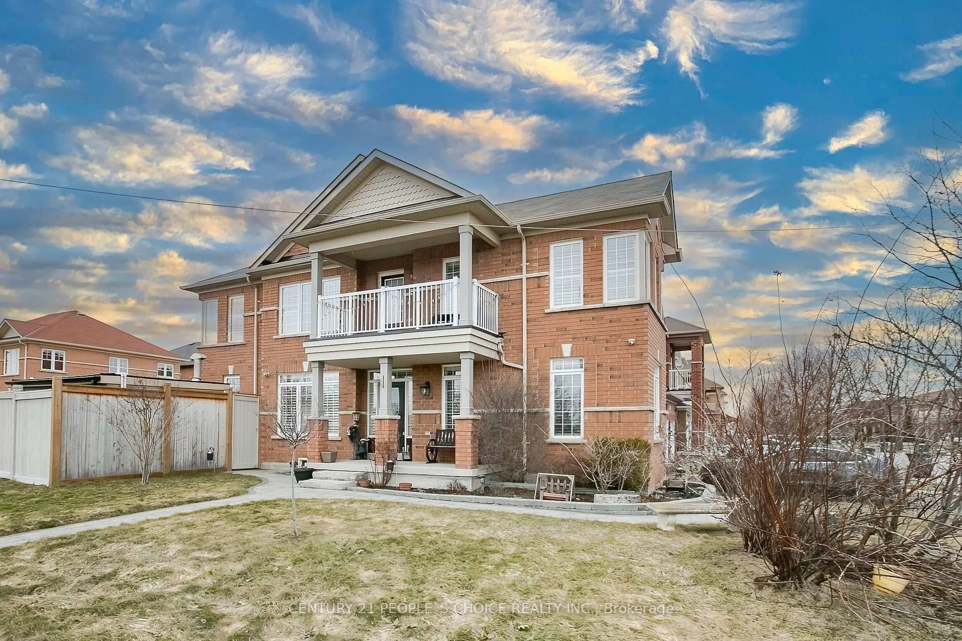 Home with brick exterior material, street for 33 Accent Circ, Brampton Ontario L7A 0L3