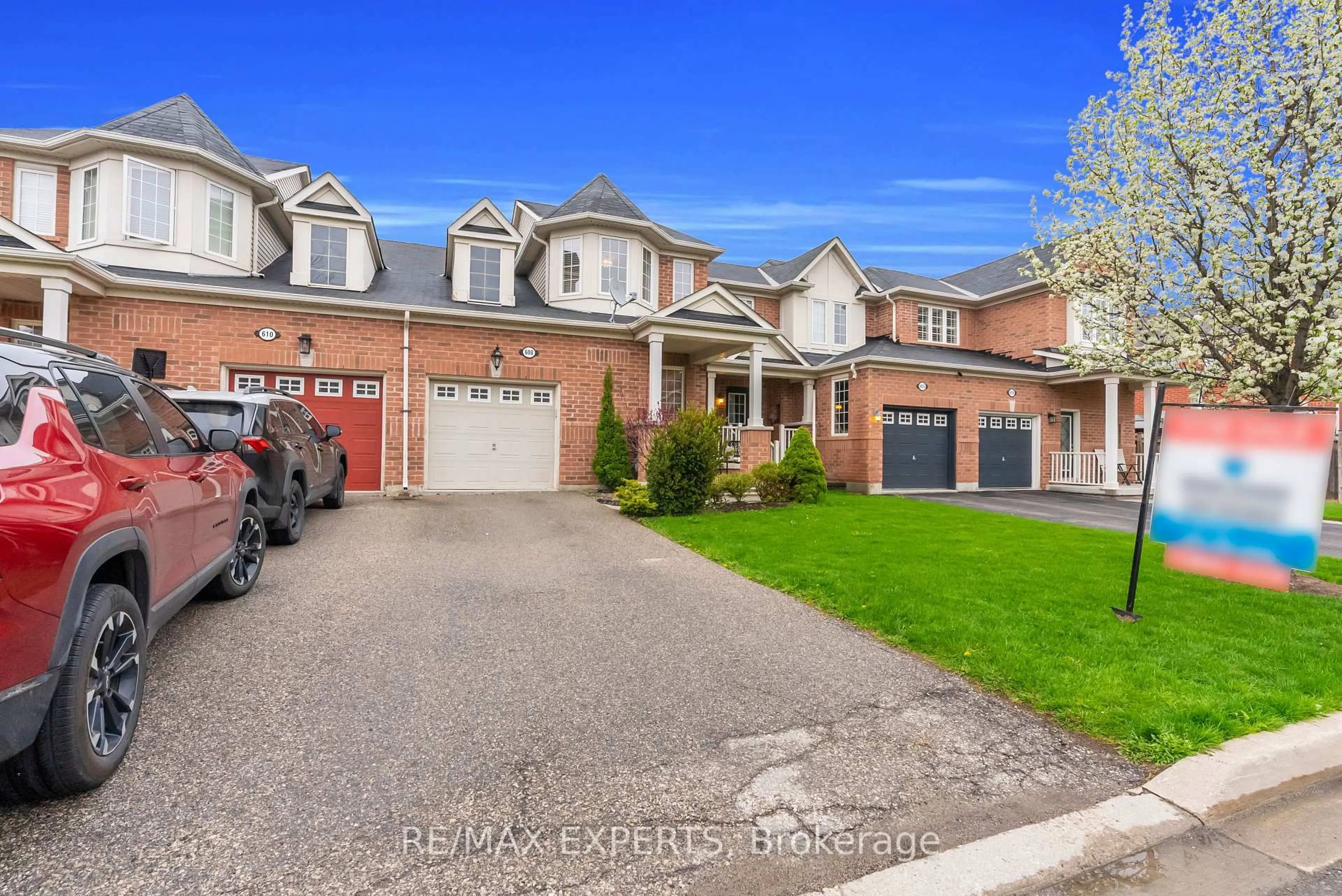 Home with brick exterior material, street for 608 Cargill Path, Milton Ontario L9T 7X2