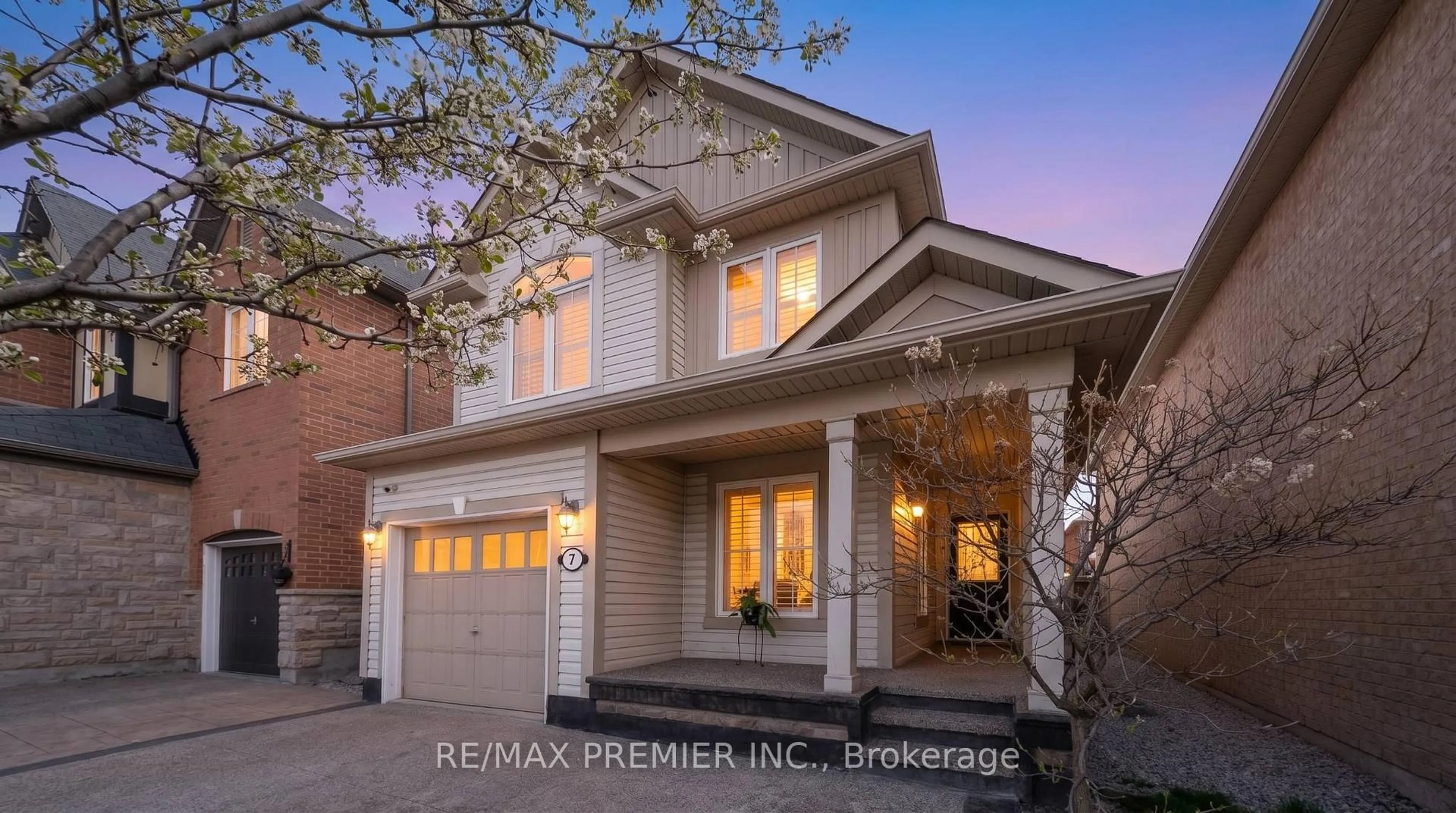 Home with brick exterior material, street for 7 Stemford Rd, Brampton Ontario L7A 0S5