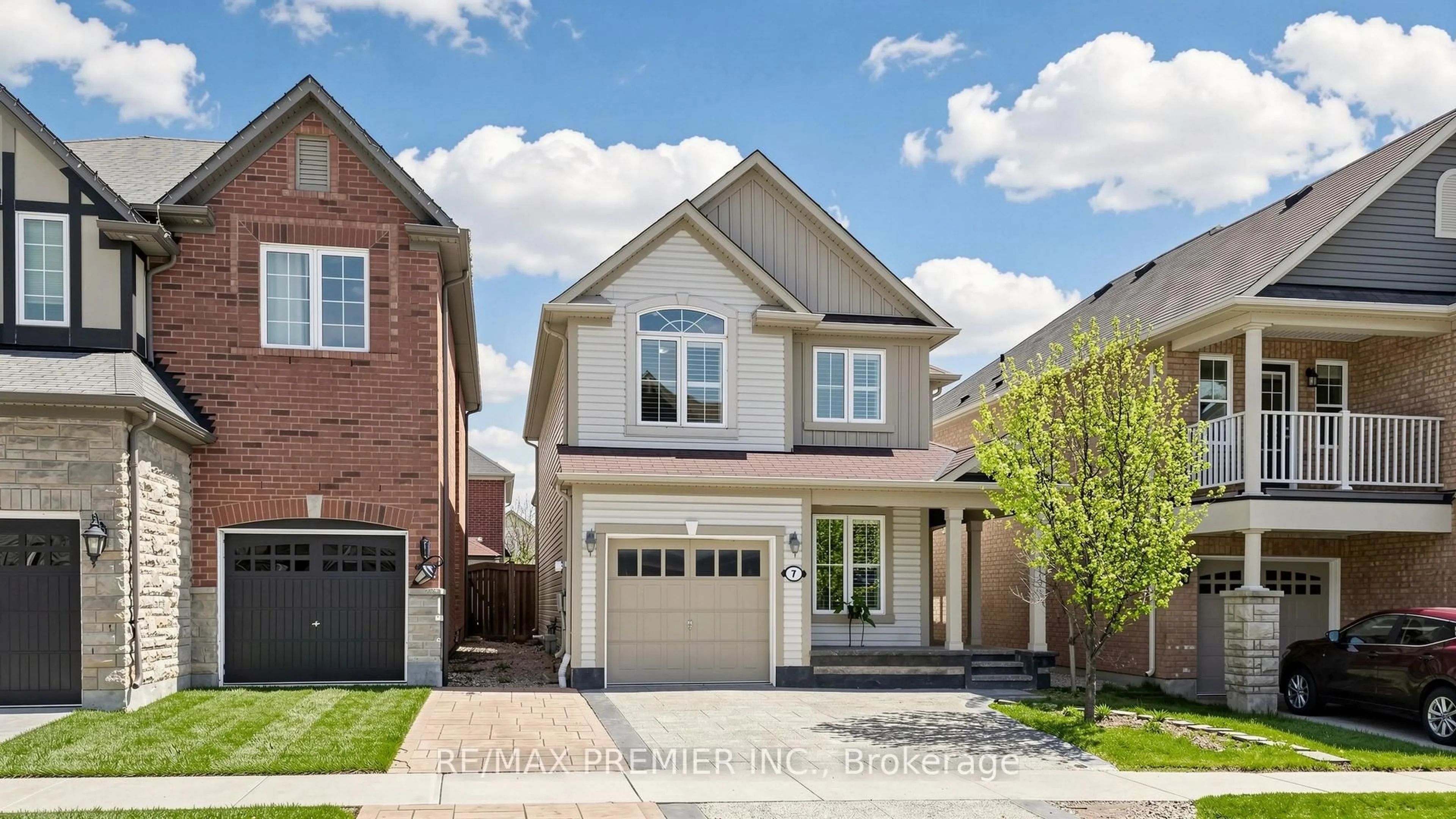 Home with brick exterior material, street for 7 Stemford Rd, Brampton Ontario L7A 0S5