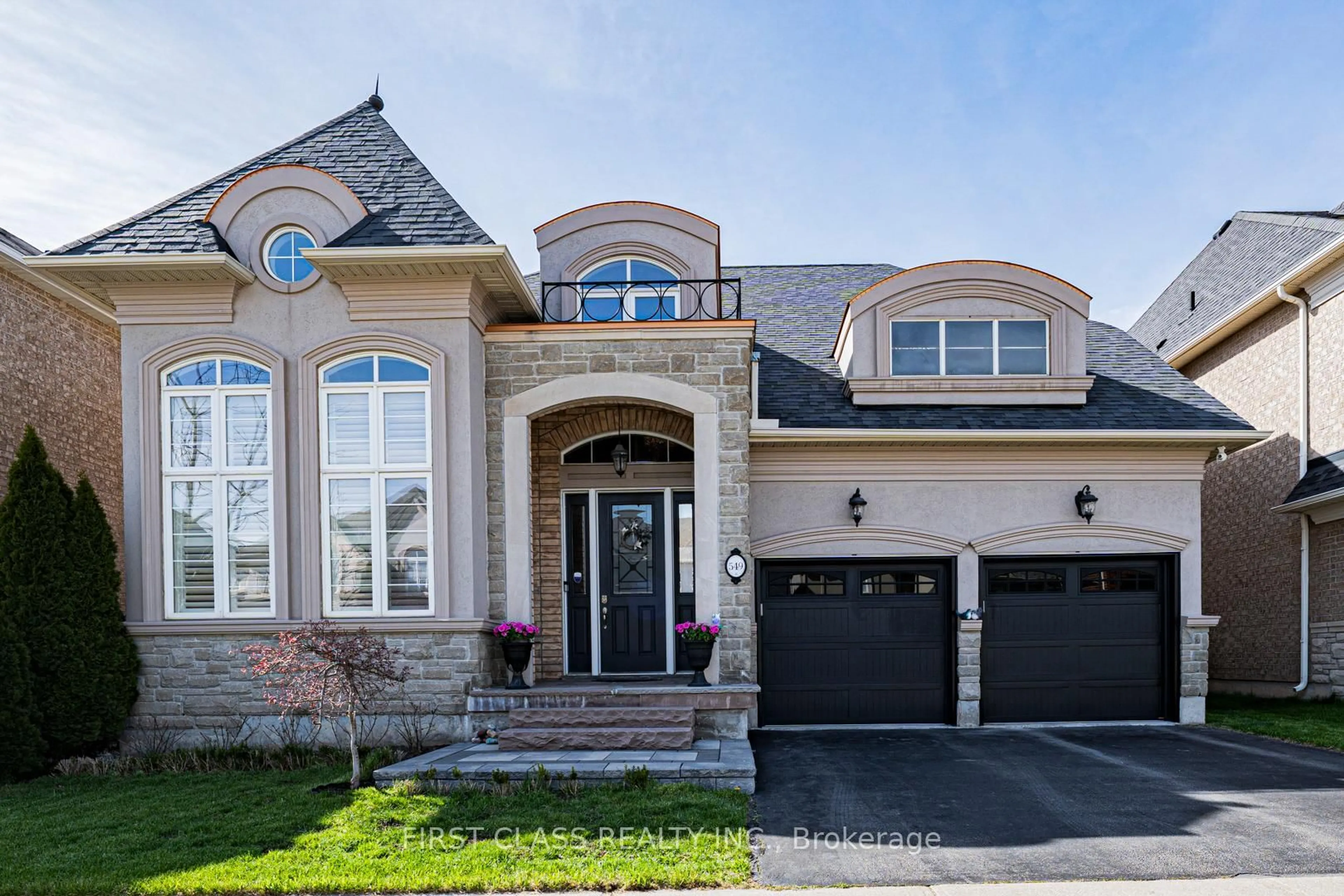 Home with brick exterior material, street for 549 Daniel Clarke Way, Oakville Ontario L6M 0N9